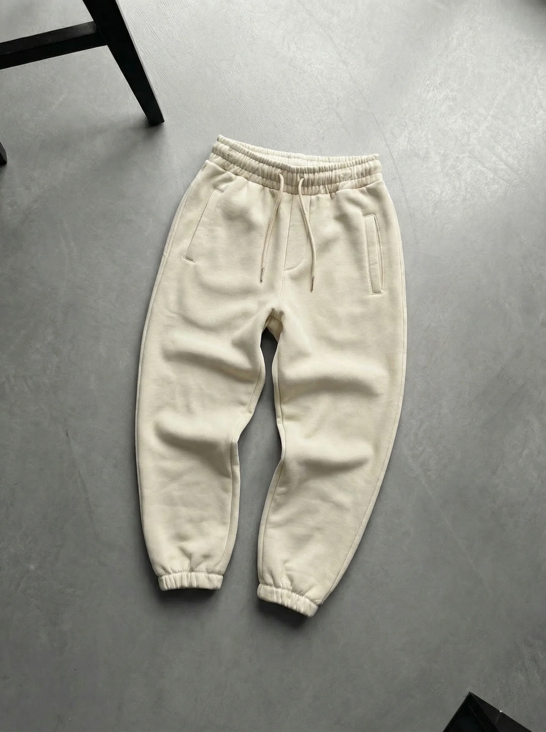Basic Jogger - Antique White