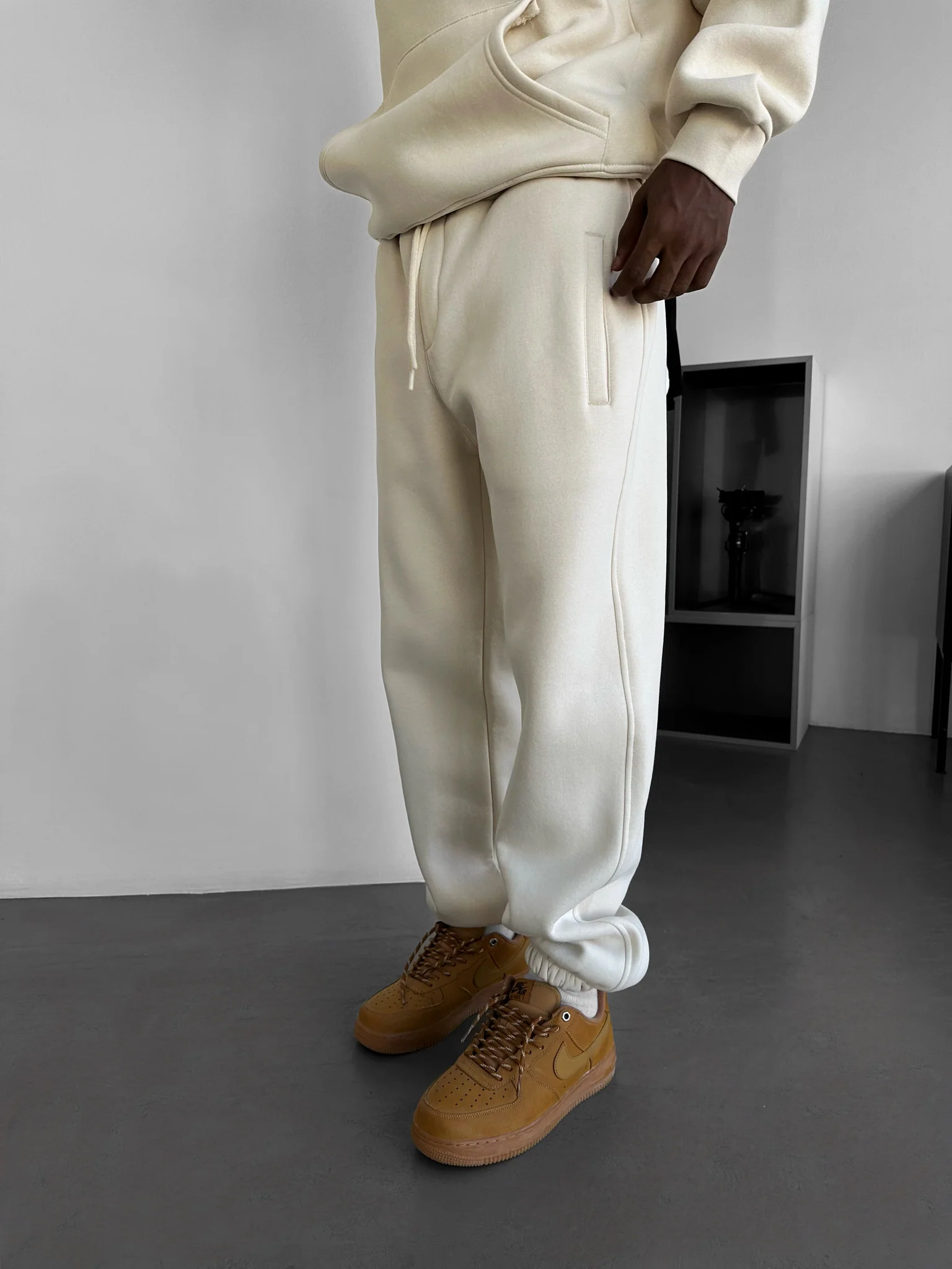 Basic Jogger - Beige - Image 2