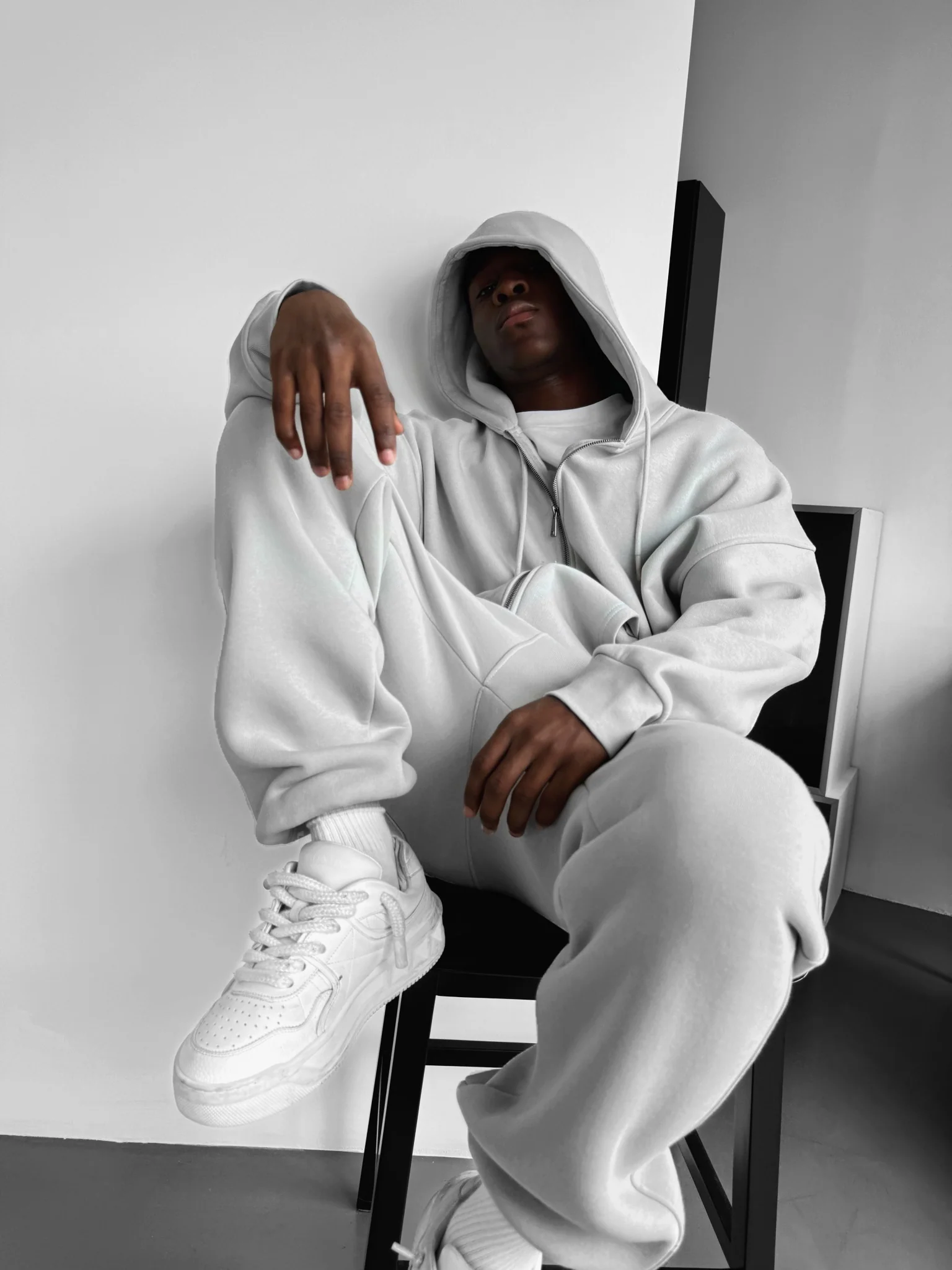 Basic Jogger - Grey - Image 5