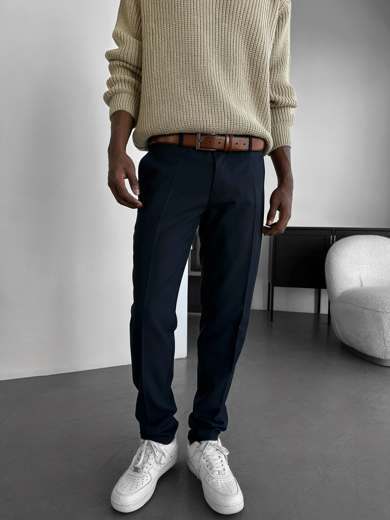 Comfort Pleated Trousers - Navy Blue