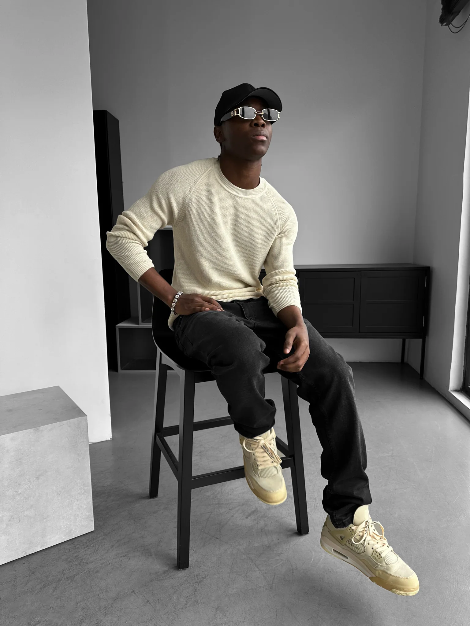 Regular Fit Jeans  - Black - Image 4