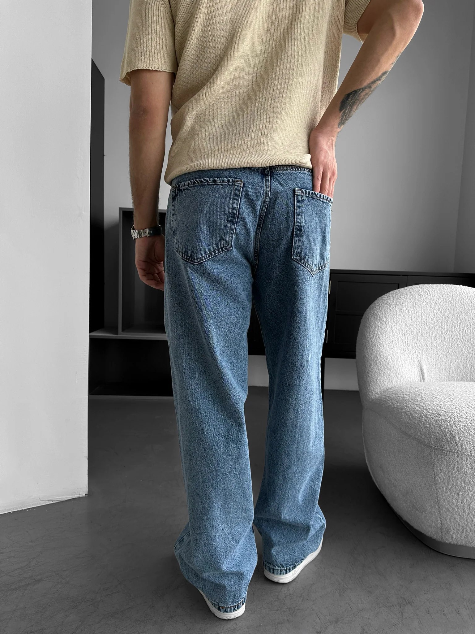 Front Line Baggy Jeans - Washed Blue - Image 4