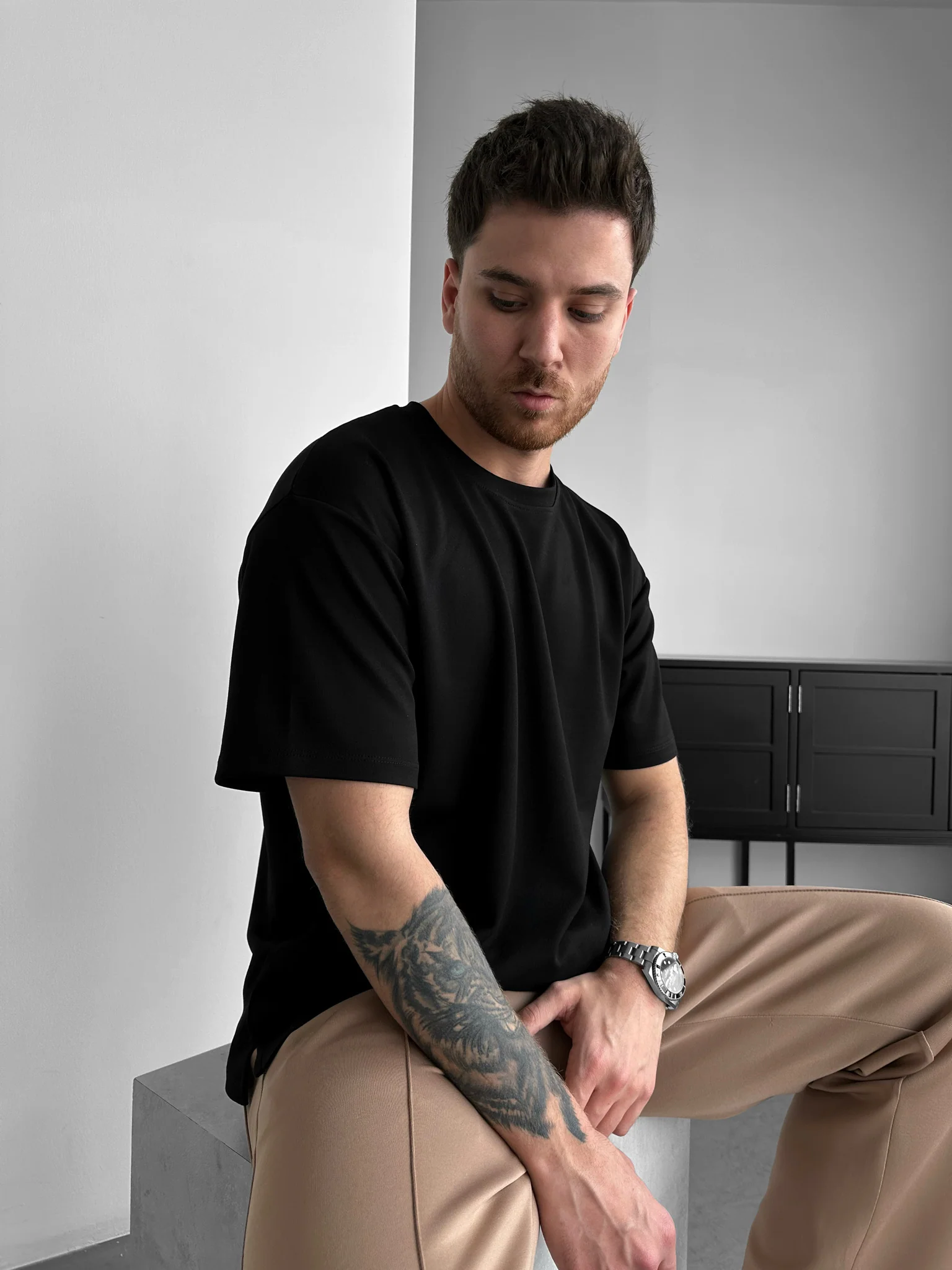 Loose Fit Basic T-shirt - Black - Image 4