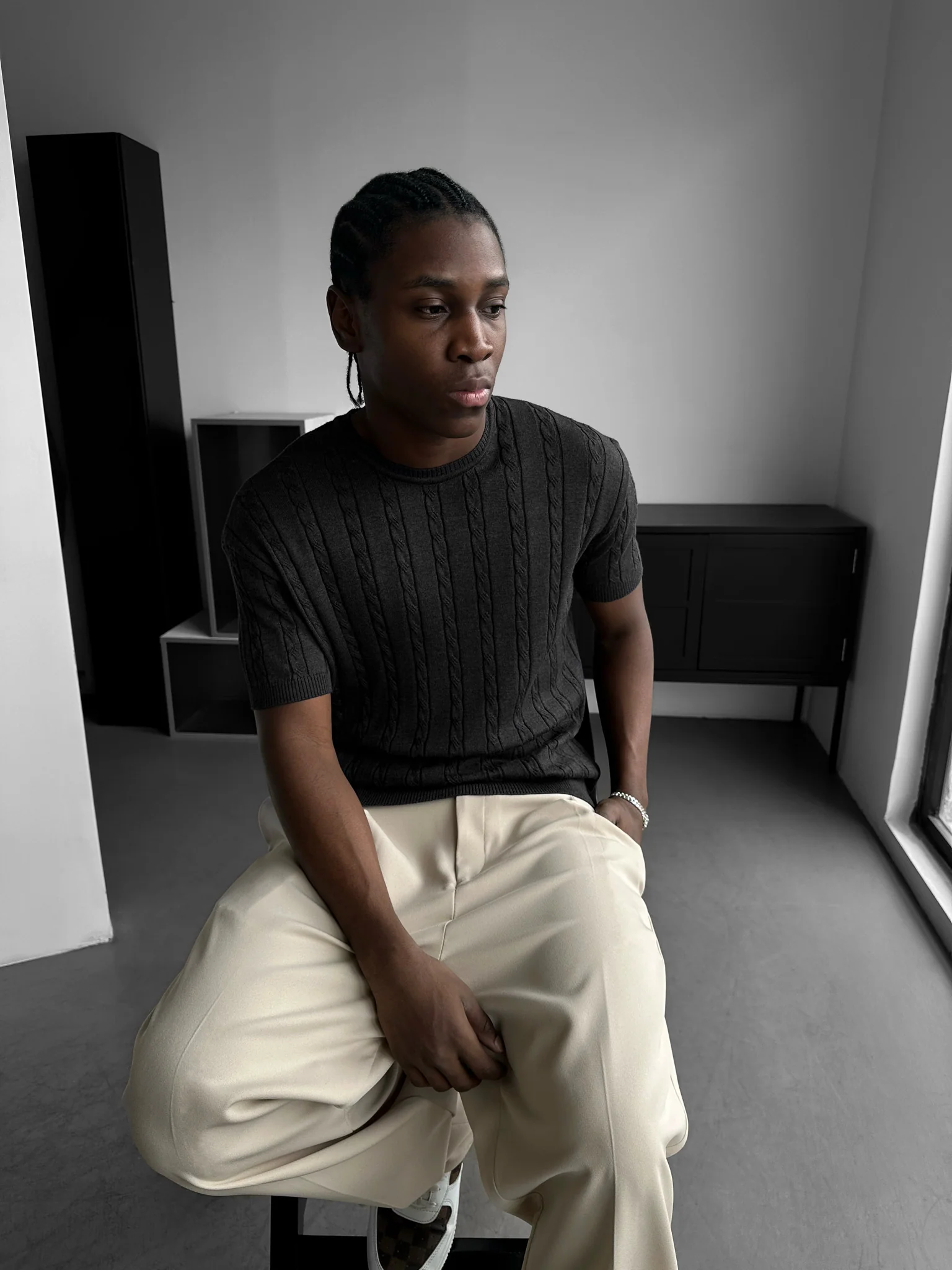 Loose Fit Braid Knit T-Shirt - Anthracite - Image 2