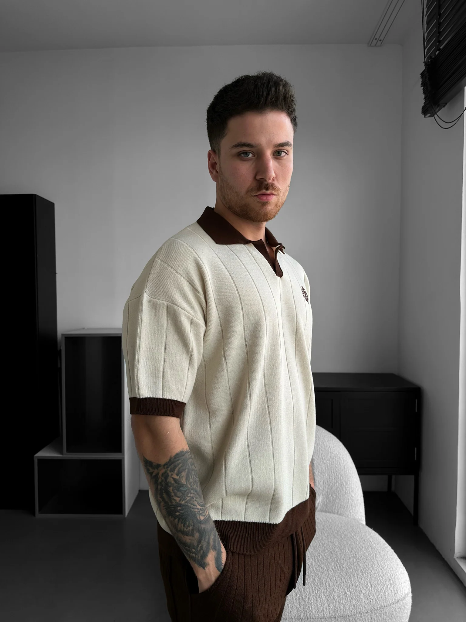 Loose Fit Embroidered Polo T-shirt - Cremé - Image 2