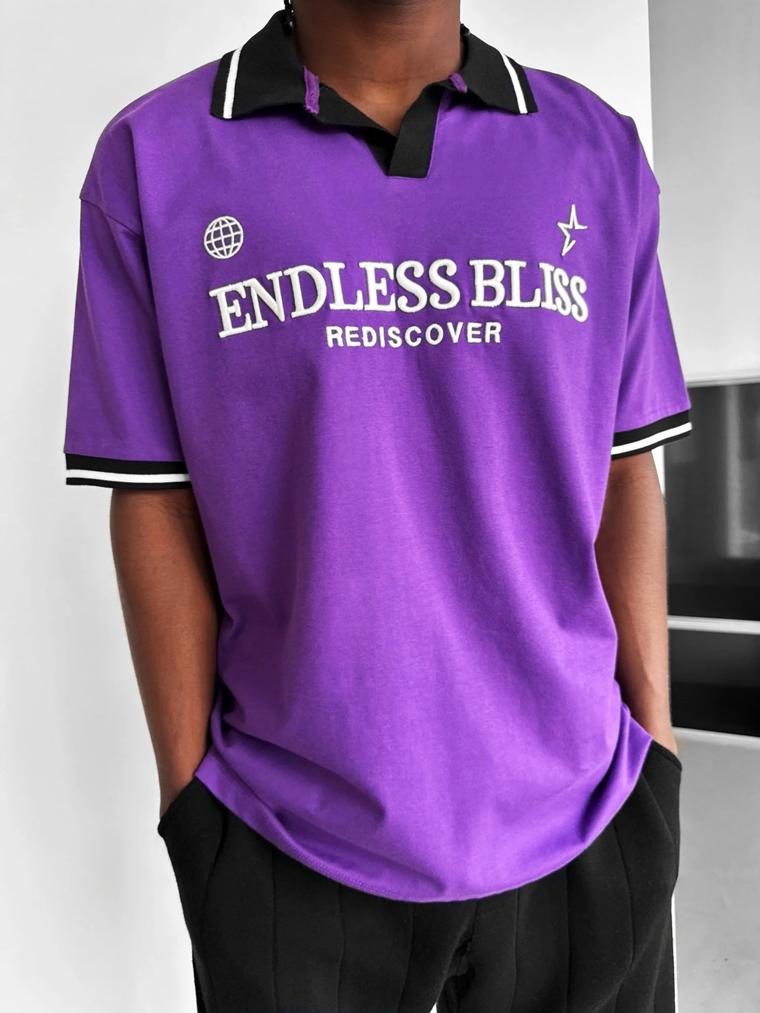 Loose Fit 'Endless Bliss' Polo T-Shirt - Lila - Image 3