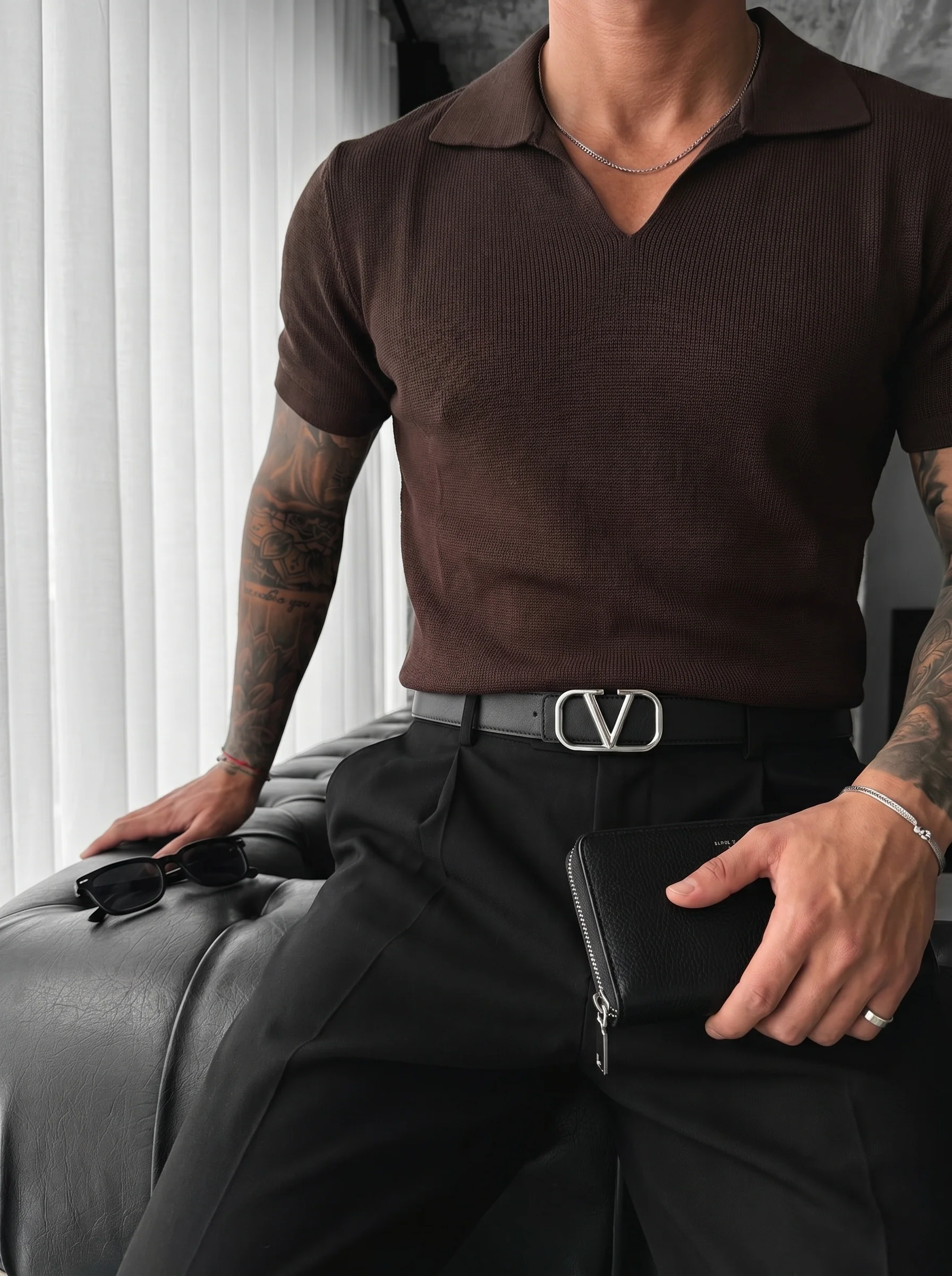 Loose fit fine knit collar T-Shirt - Dark Brown