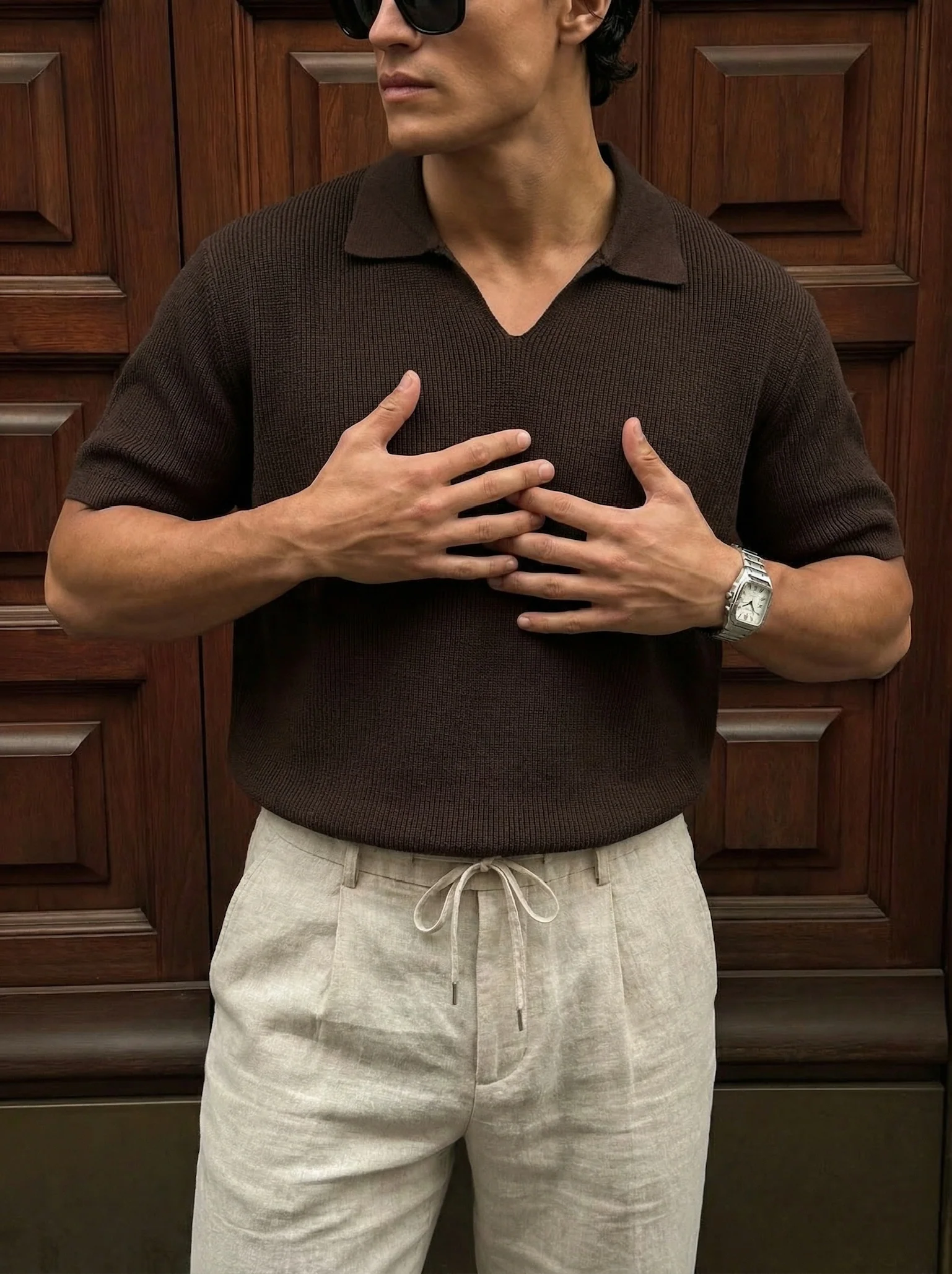Loose fit fine knit collar T-Shirt - Dark Brown - Image 3