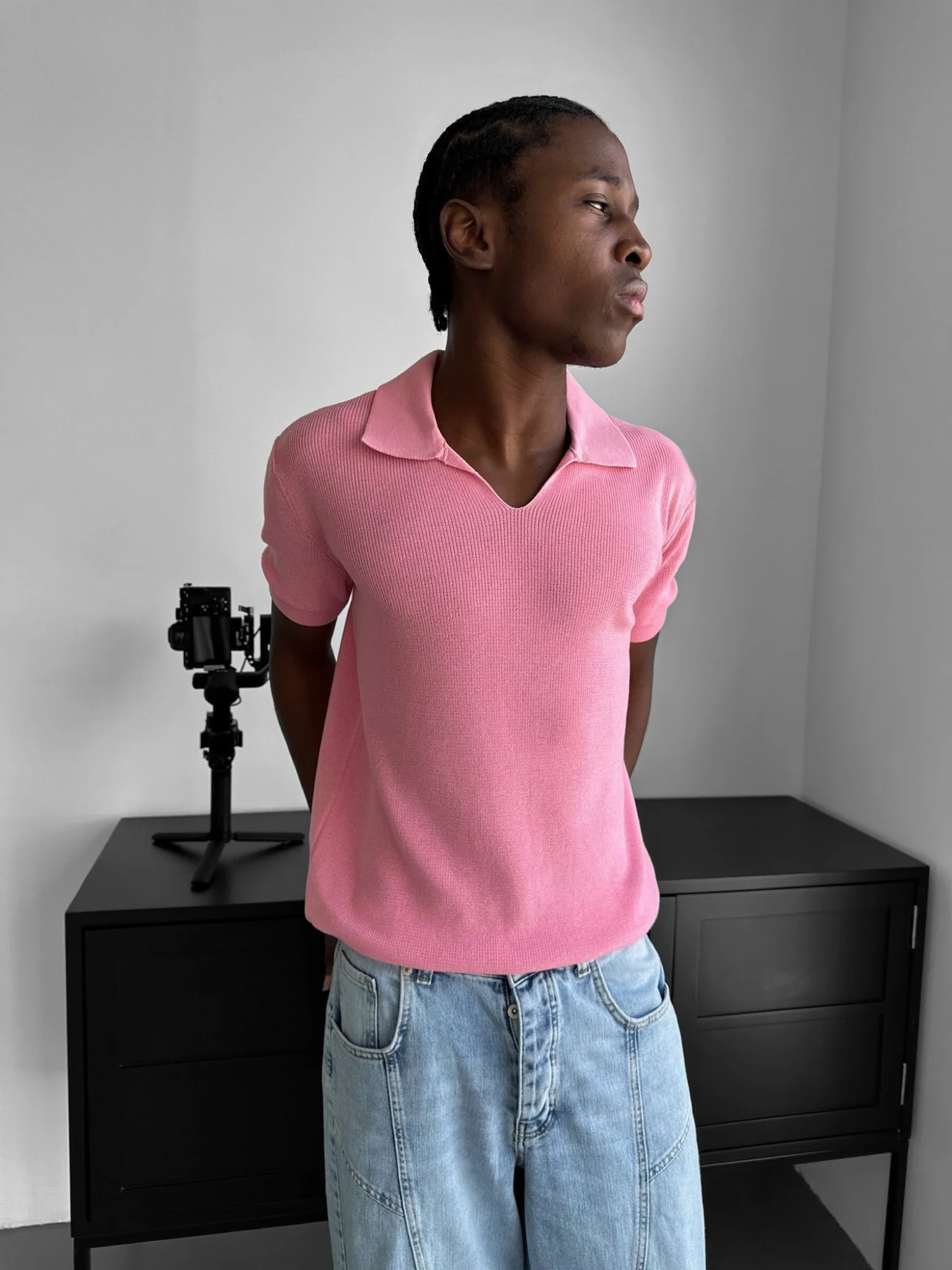 Loose fit fine knit collar T-Shirt - Pouder - Image 3