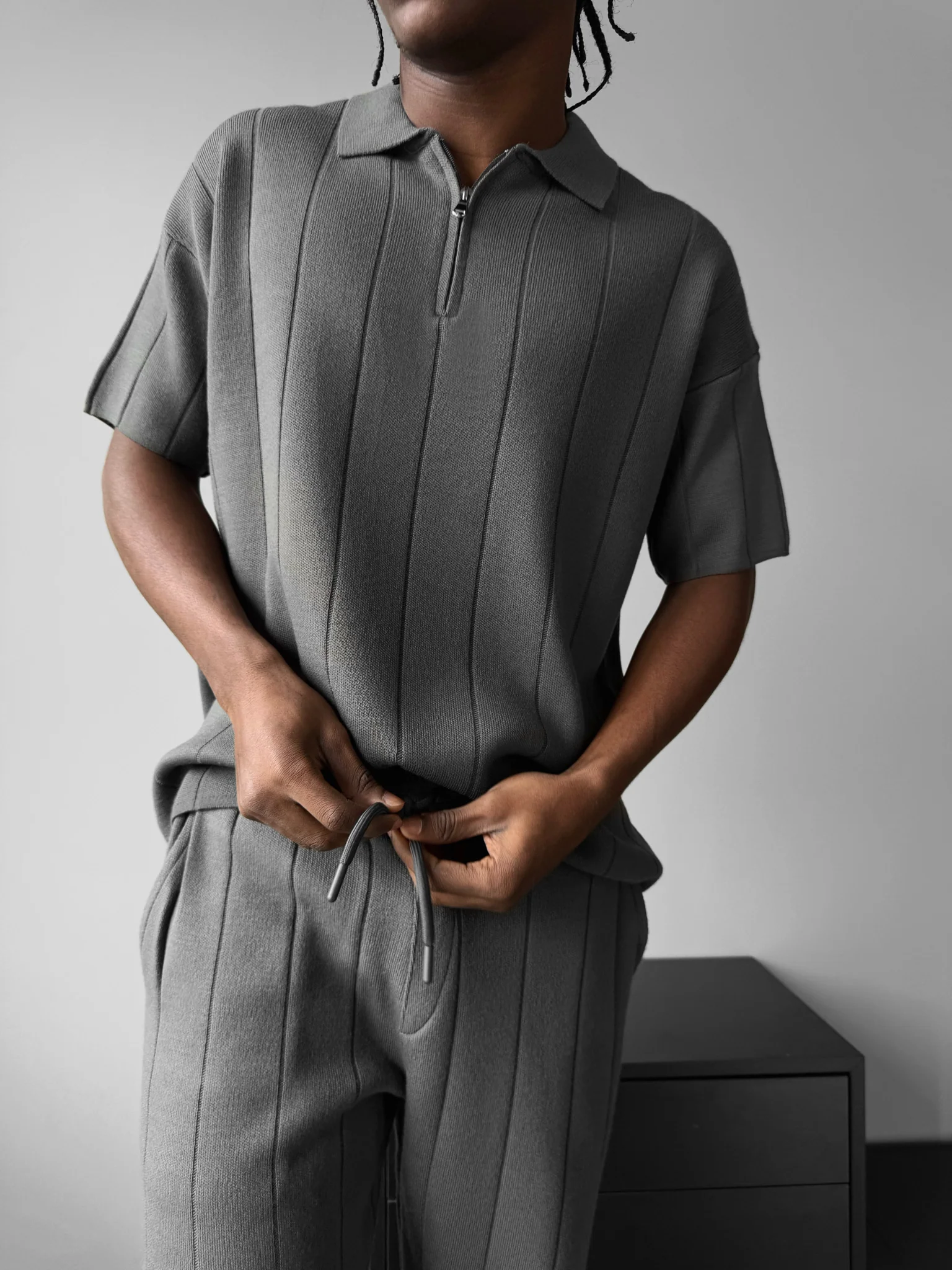 Loose Fit Line Collar Knit T-Shirt - Anthracite - Image 3