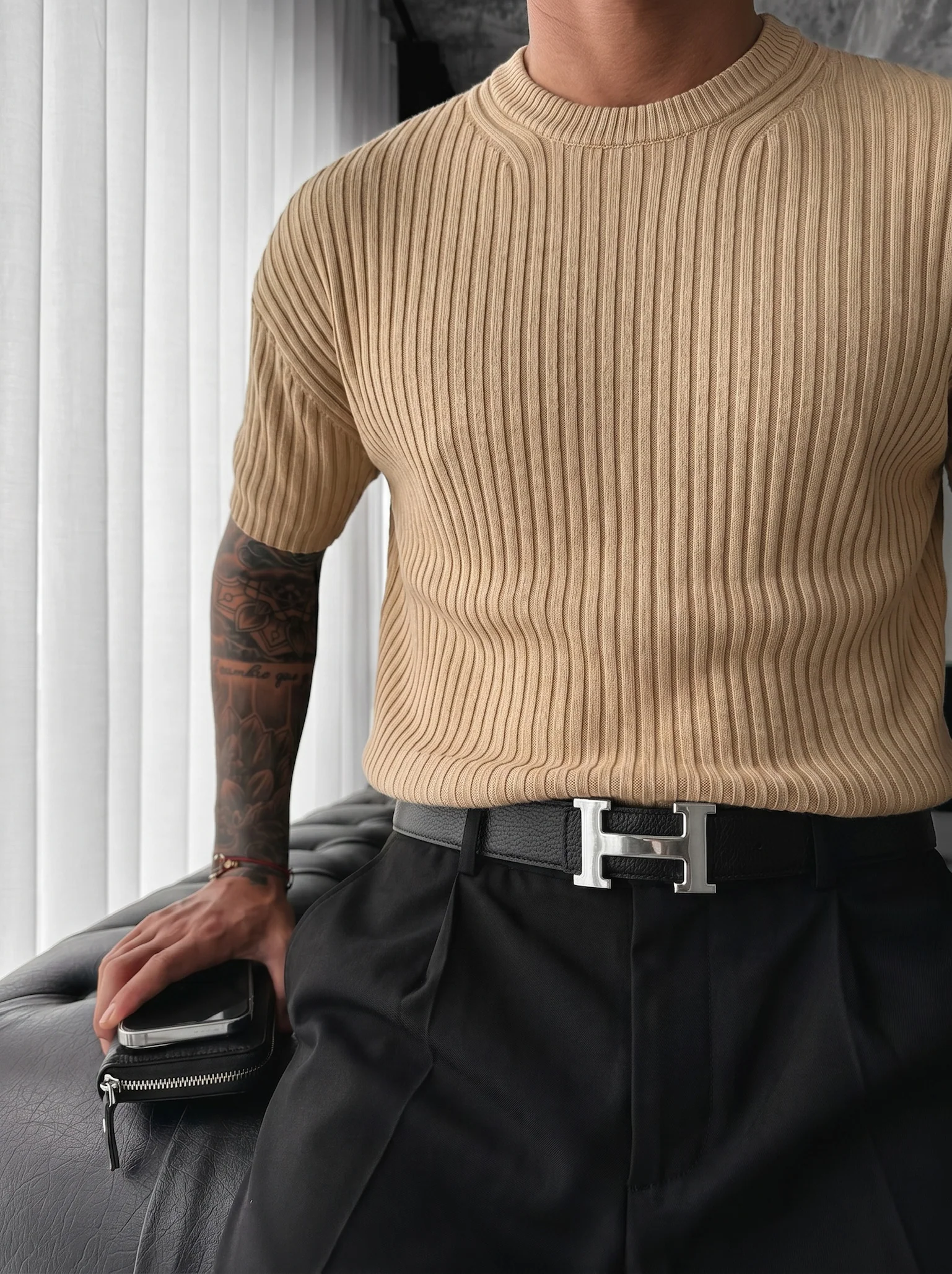 Loose Fit Ribbed Knit T-Shirt - Brown