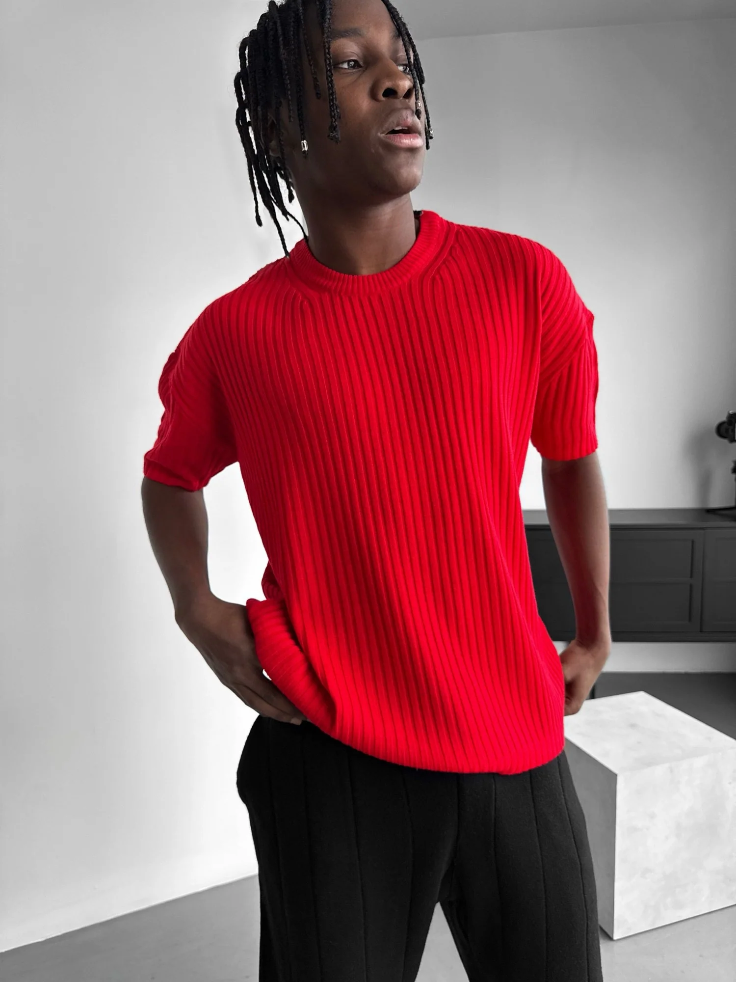 Loose Fit Ribbed Knit T-Shirt - Red - Image 2