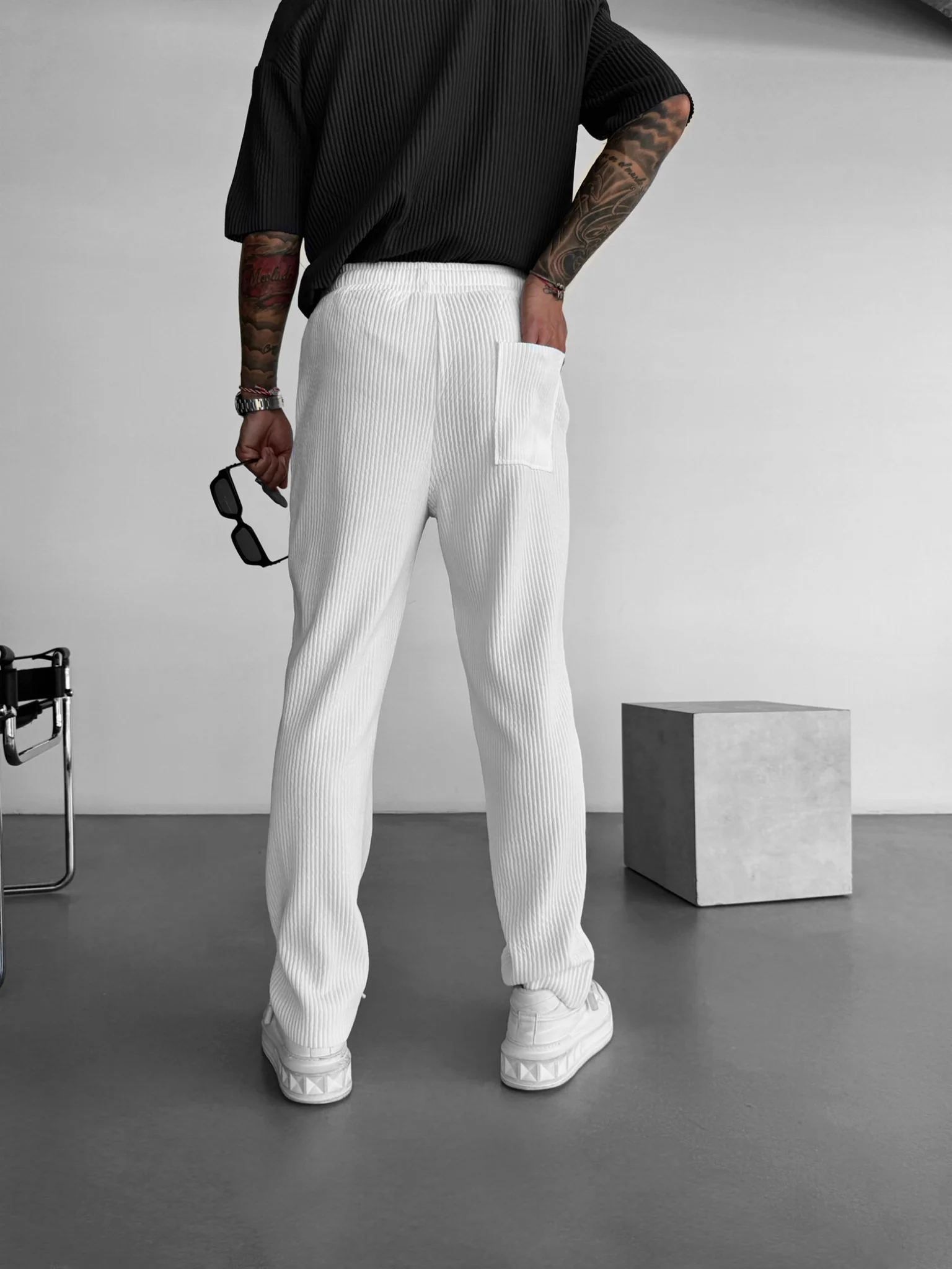 Loose Fit Ribbed Trousers - White - Image 3