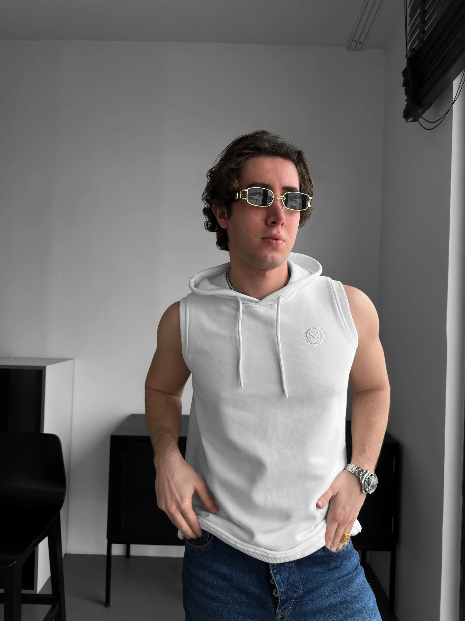 Loose Fit Sleeveless Hoodie - White - Image 2
