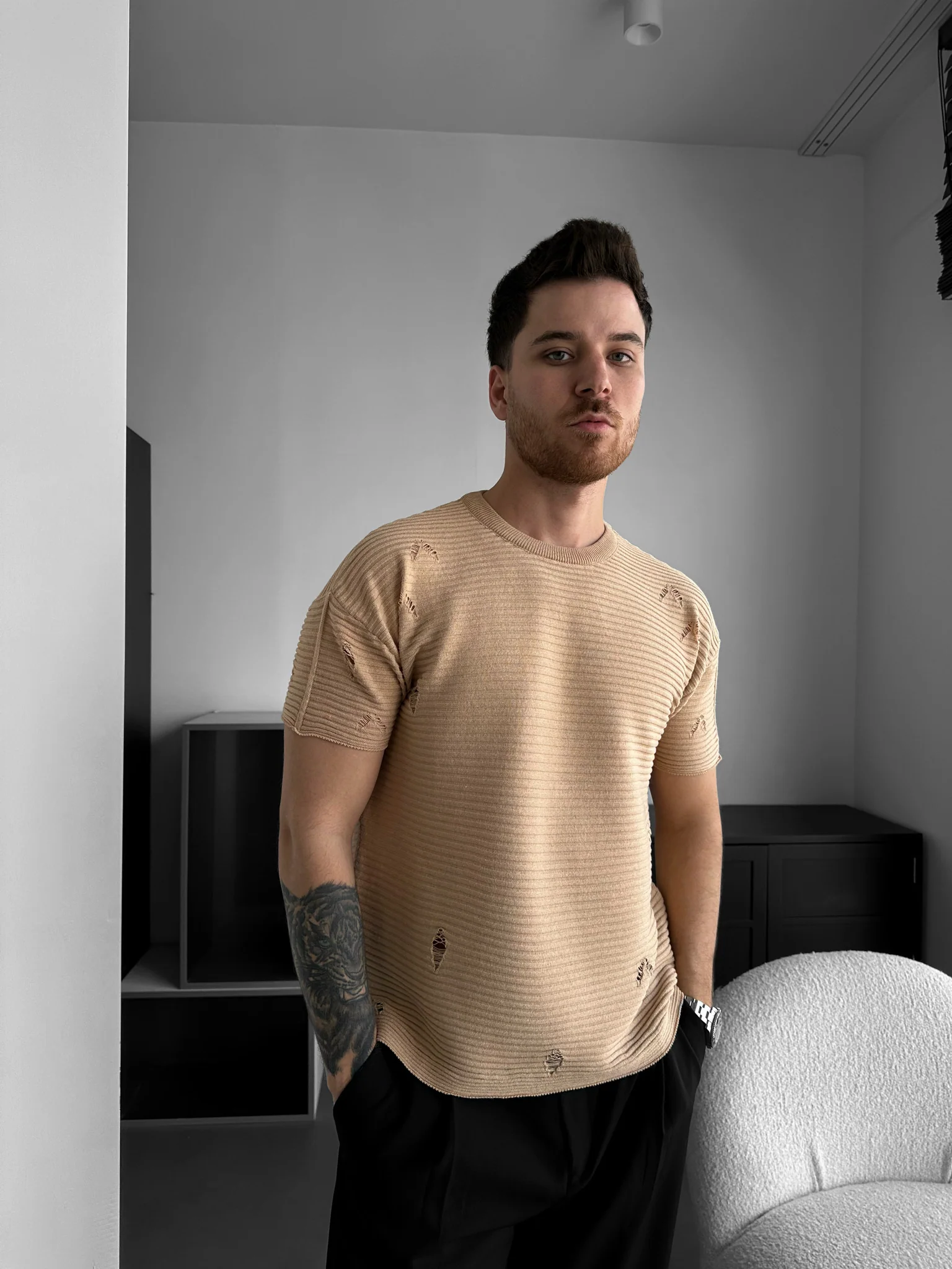 Loose Fit Torn Ribbed Knit T-Shirt - Beige