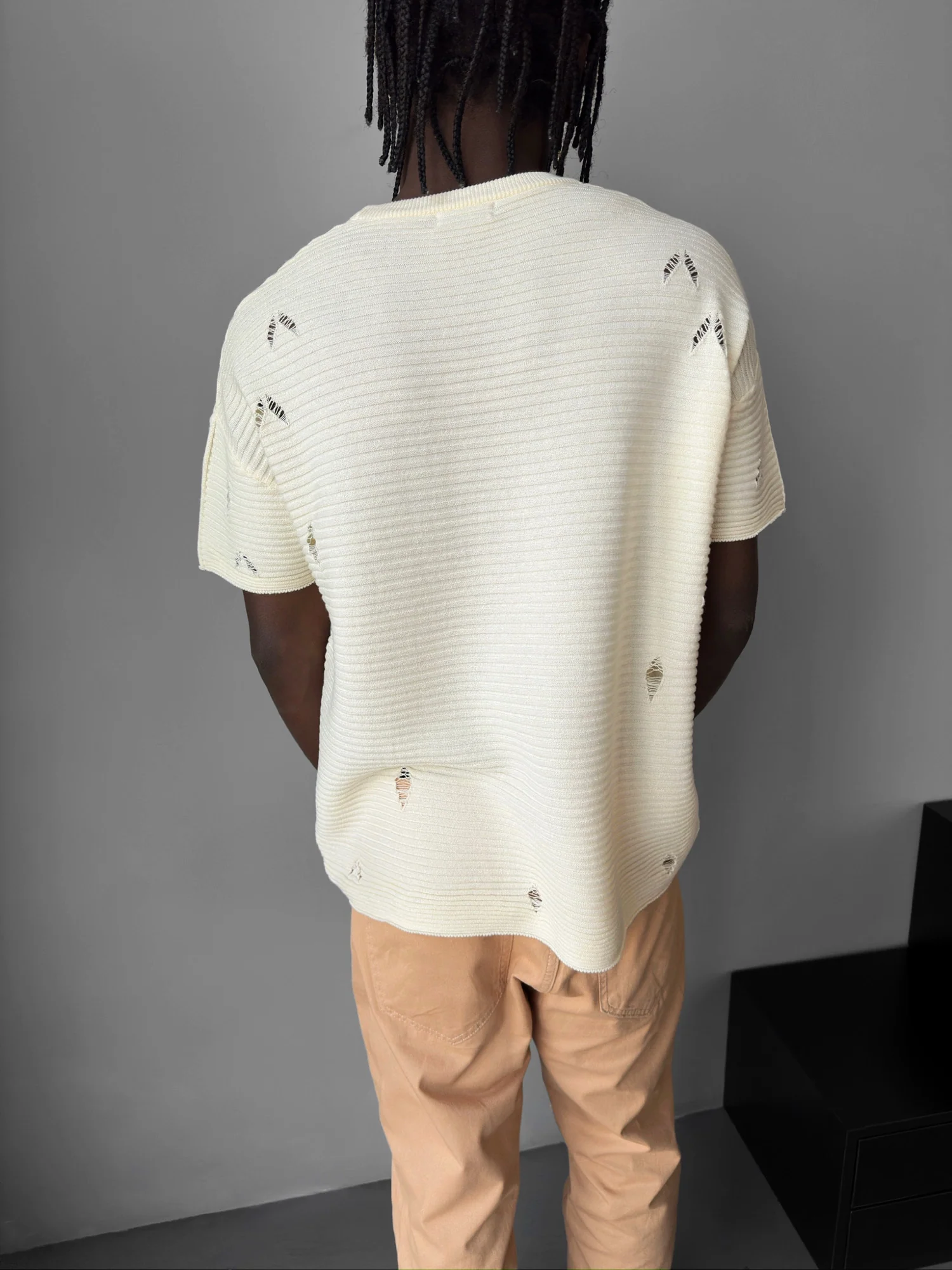 Loose Fit Torn Ribbed Knit T-Shirt - Cremé - Image 3
