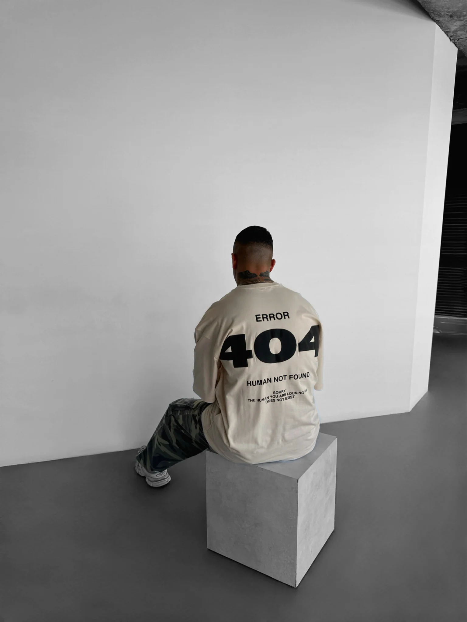 Oversize 404 T-shirt - Beige - Image 6