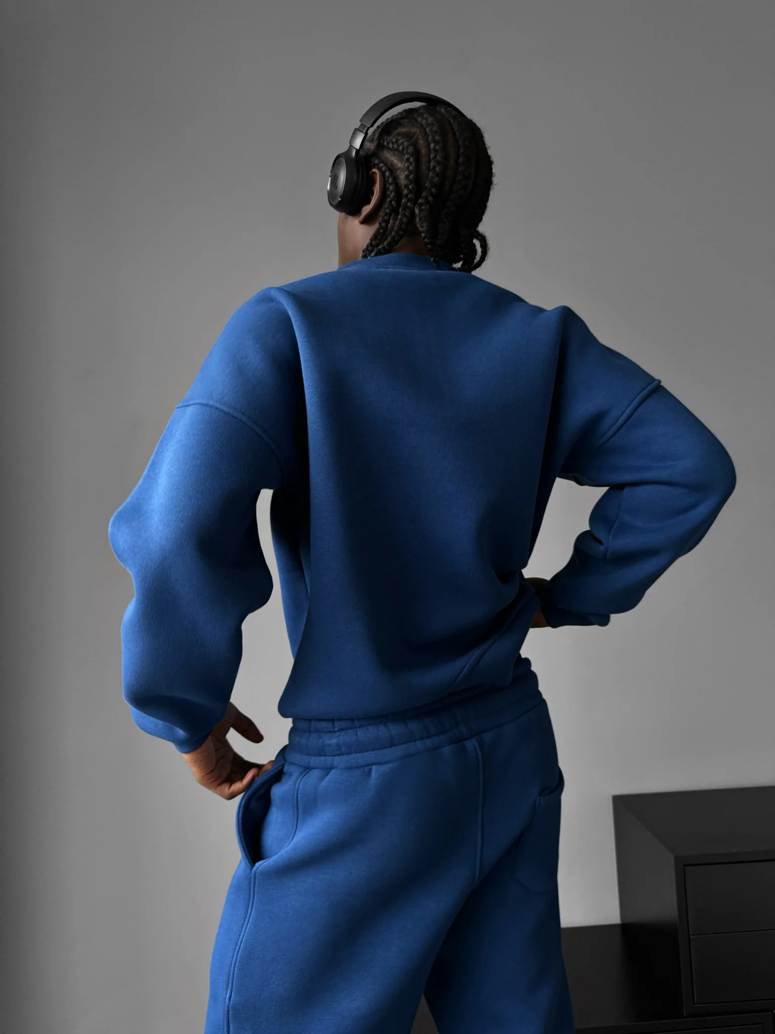 Oversize Basic Sweater - Navy Peony - Image 4