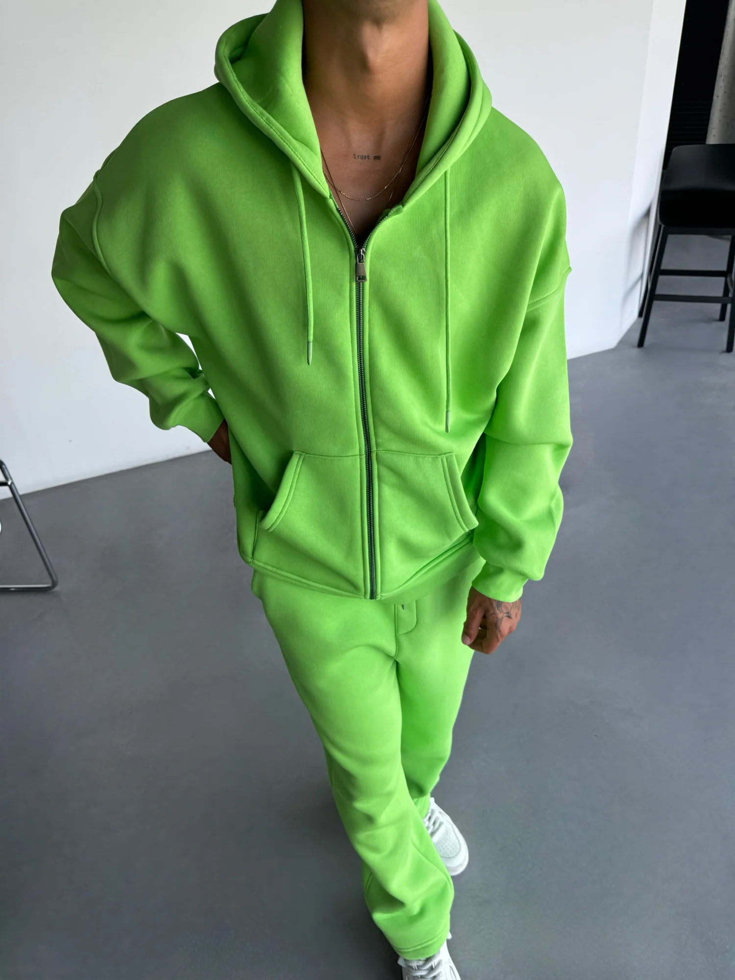 Oversize Basic Zipper Hoodie - Neon Slime - Image 2