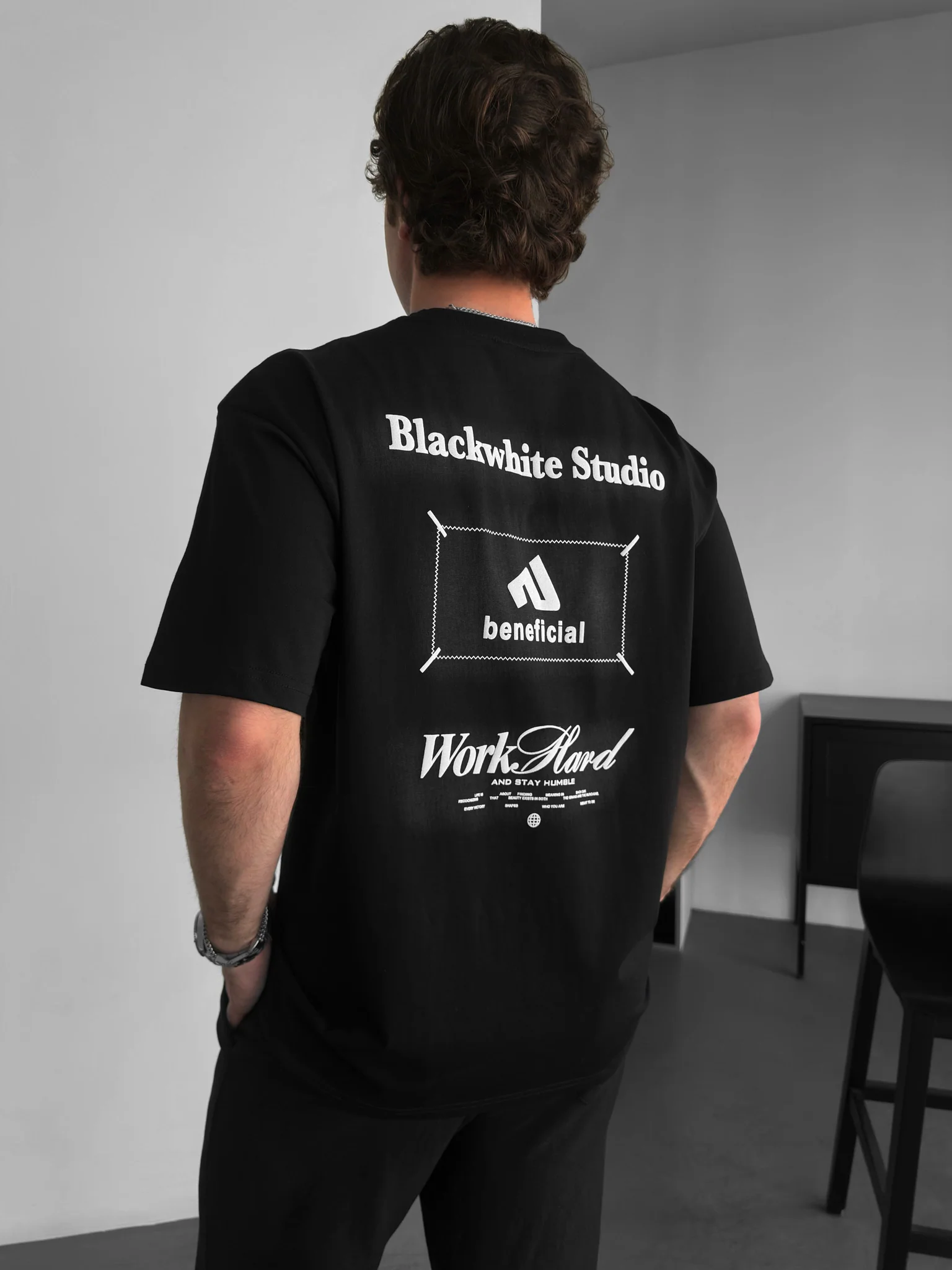 Oversize Beneficial T-shirt - Black