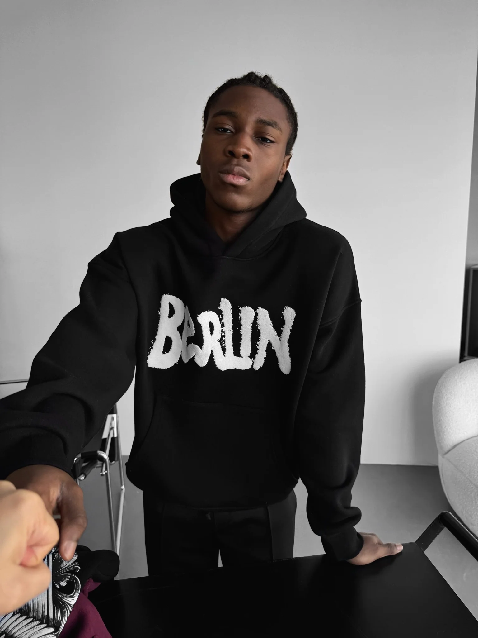 Oversize Berlin "Sumpf" Hoodie - Black - Image 5