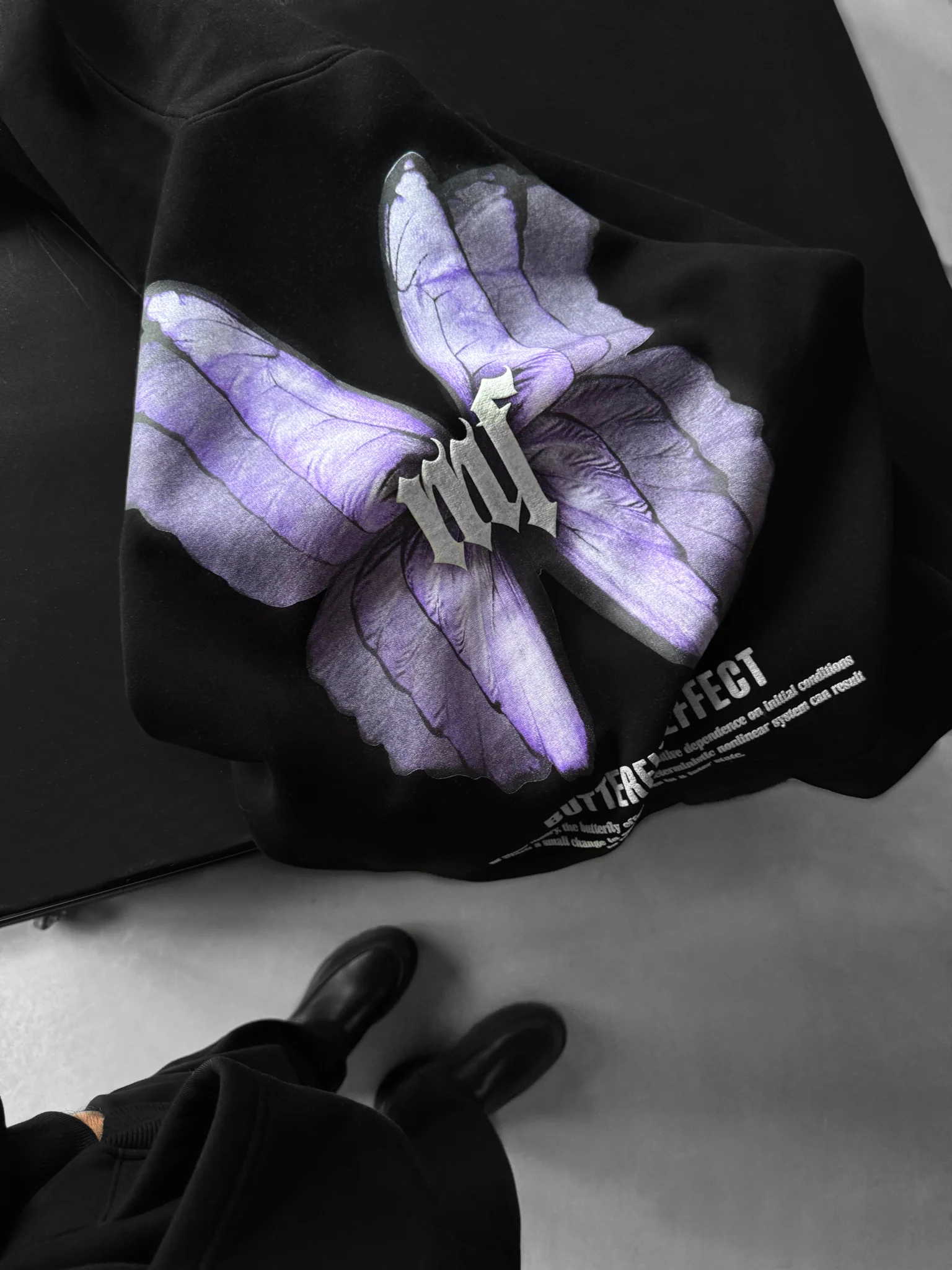 Oversize Butterfly Effect Hoodie - Black - Image 6