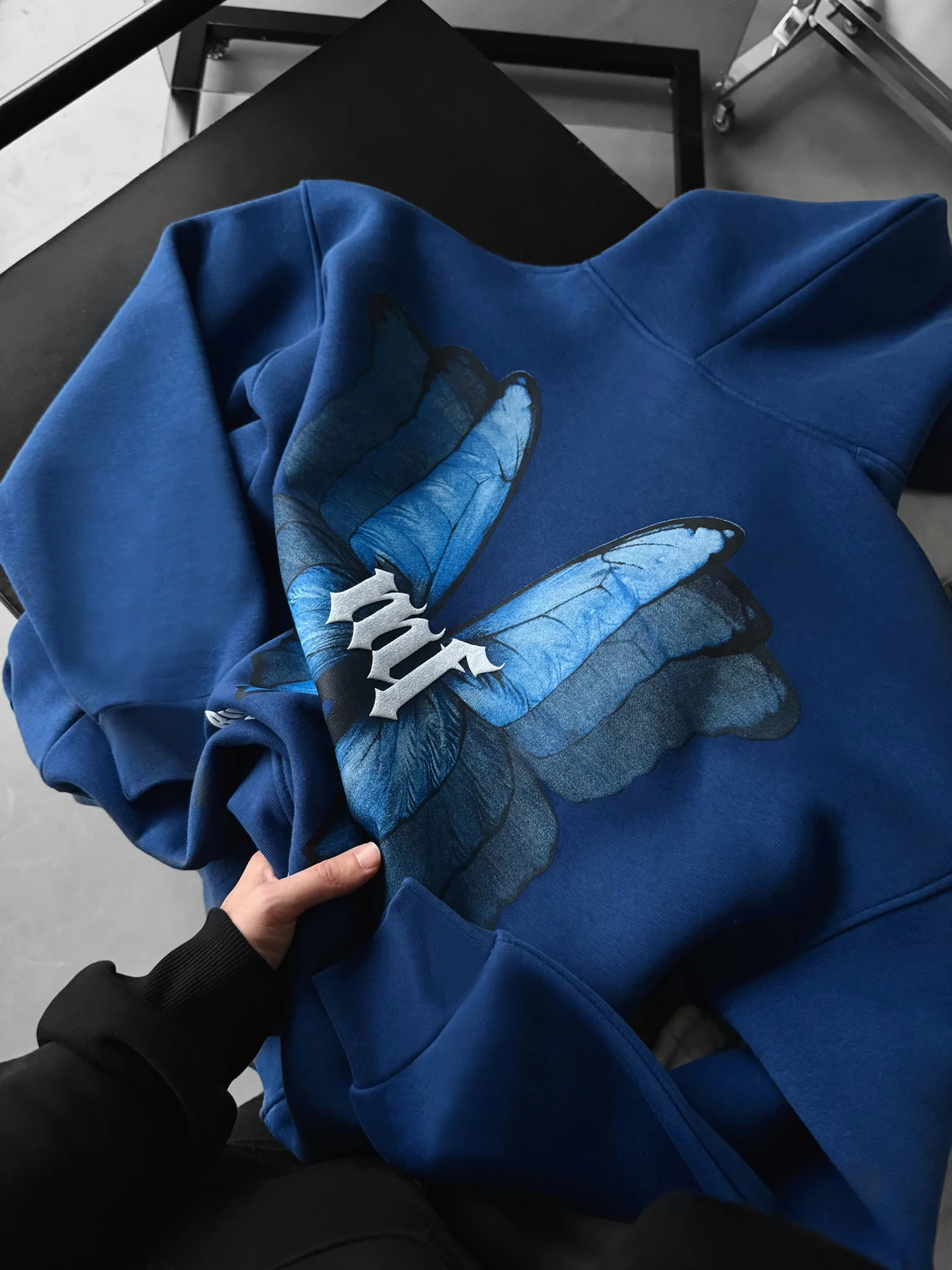 Oversize Butterfly Effect Hoodie - Navy Peony