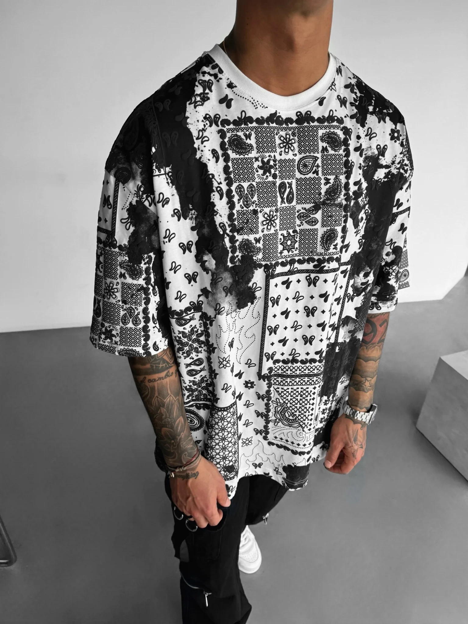 Oversize Carpet T-shirt - Ecru - Image 2