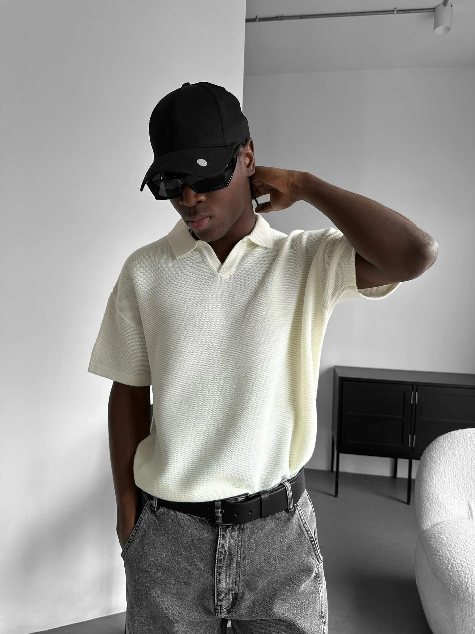 Oversize Collar Ribbed Knit T-Shirt - Ecru - Image 3