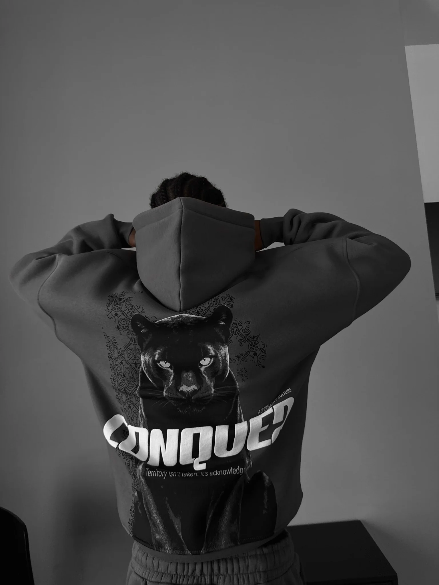 Oversize Conquer Hoodie - Anthracite - Image 5