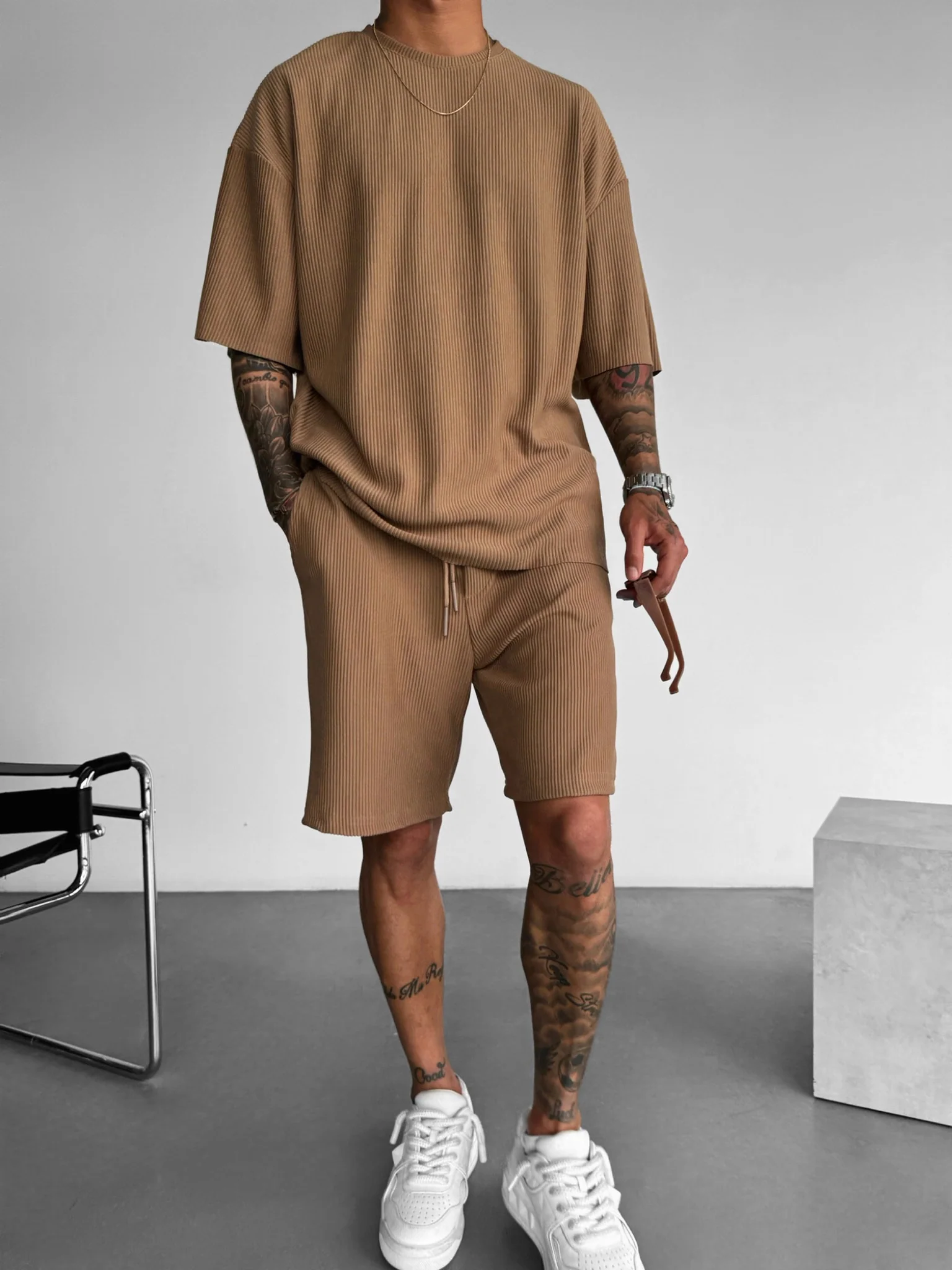 Oversize Cord Tee - Brown - Image 3
