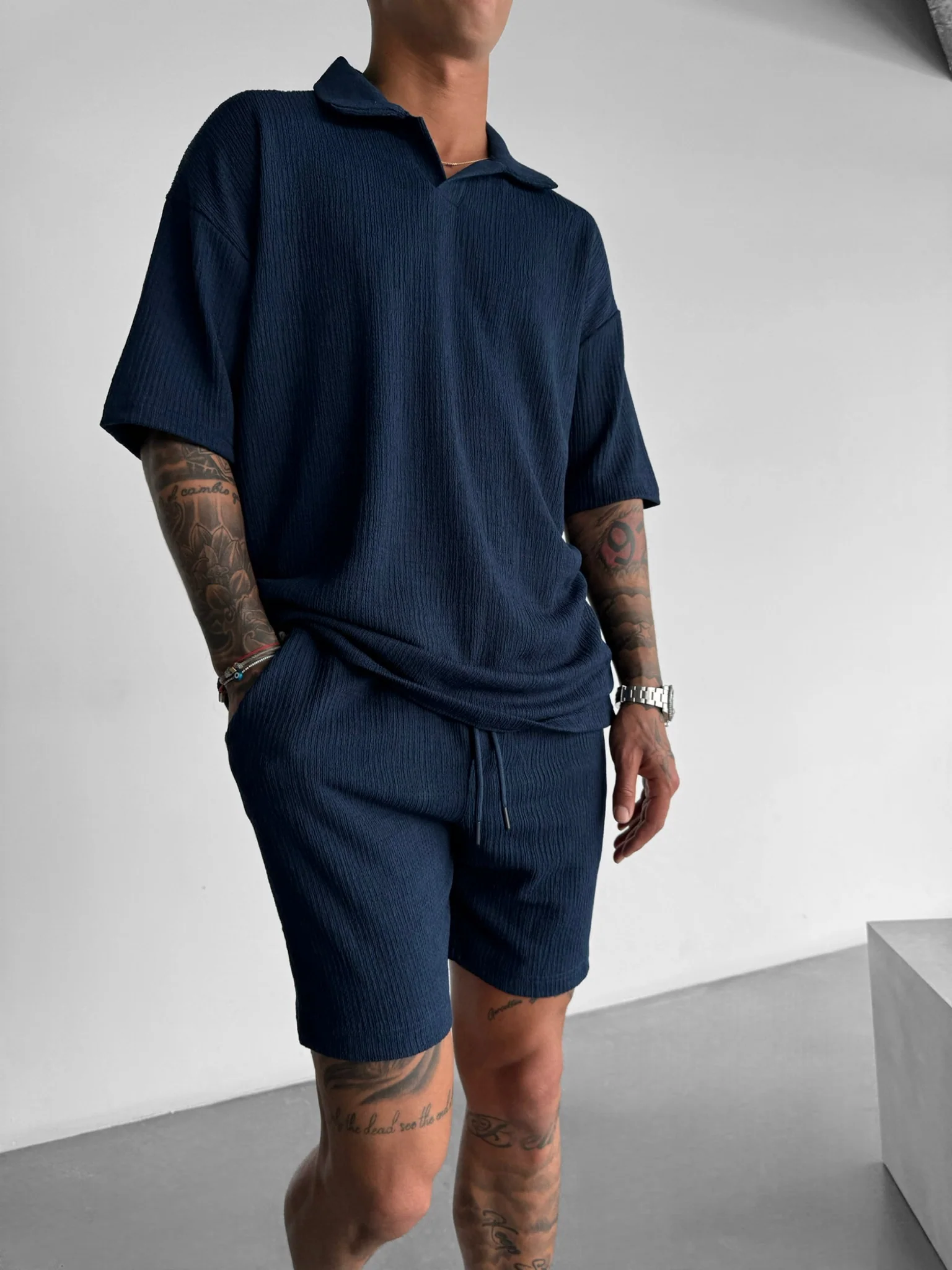 Oversize Crepe Polo T-Shirt - Indigo - Image 4