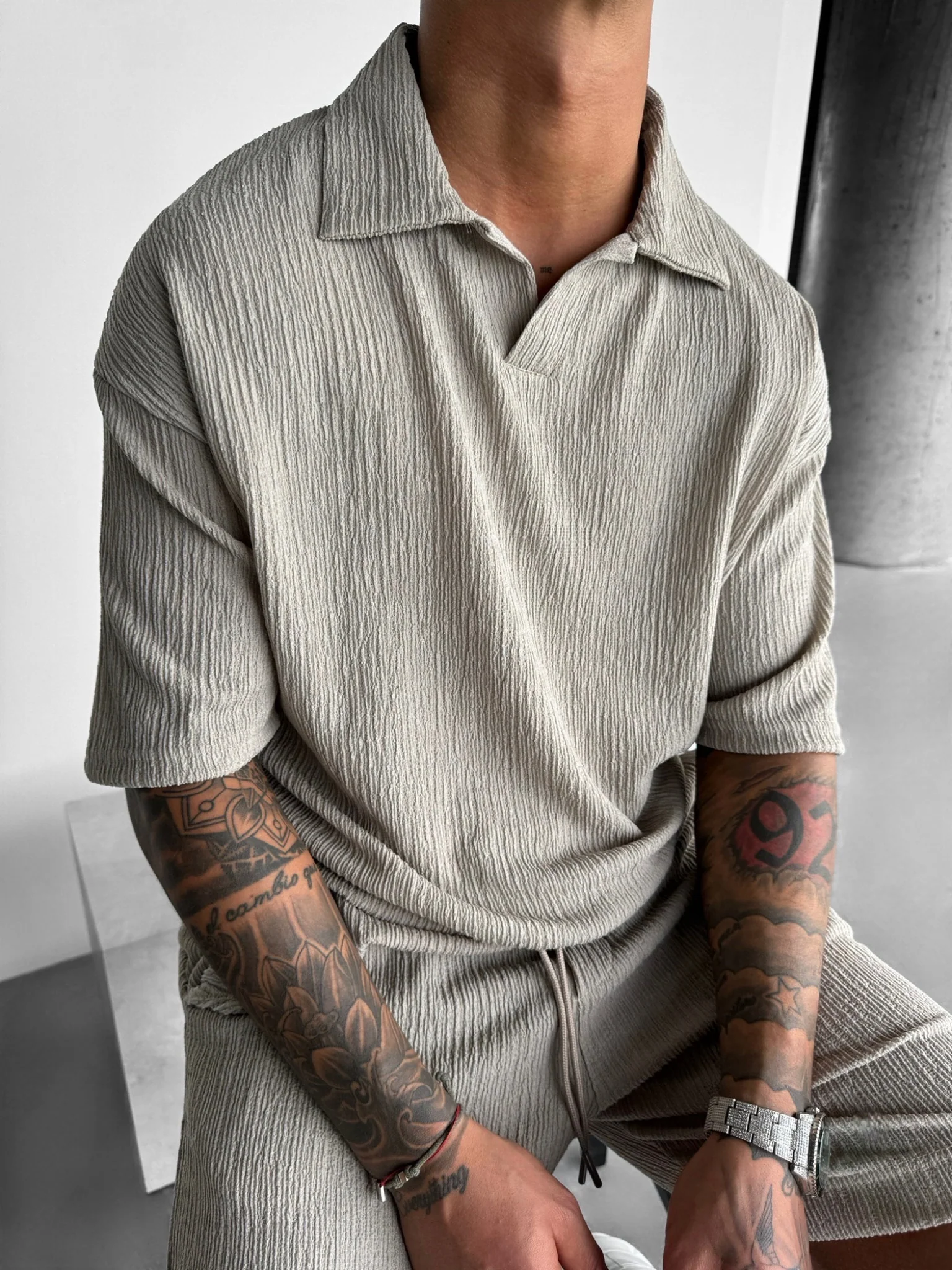 Oversize Crepe Polo T-Shirt - Stone - Image 4