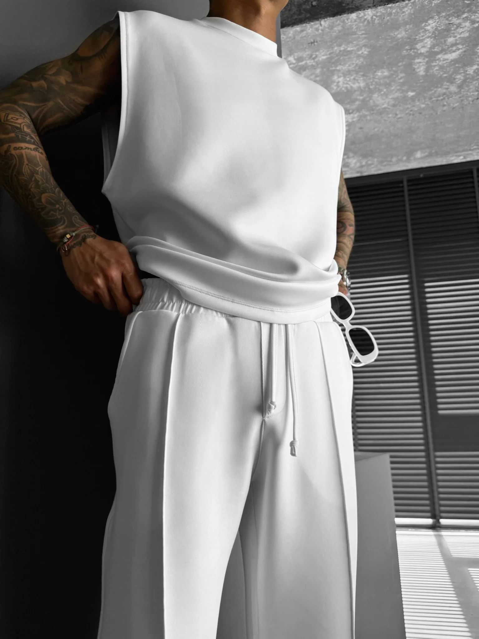 Oversize Diver Tanktop - White - Image 3