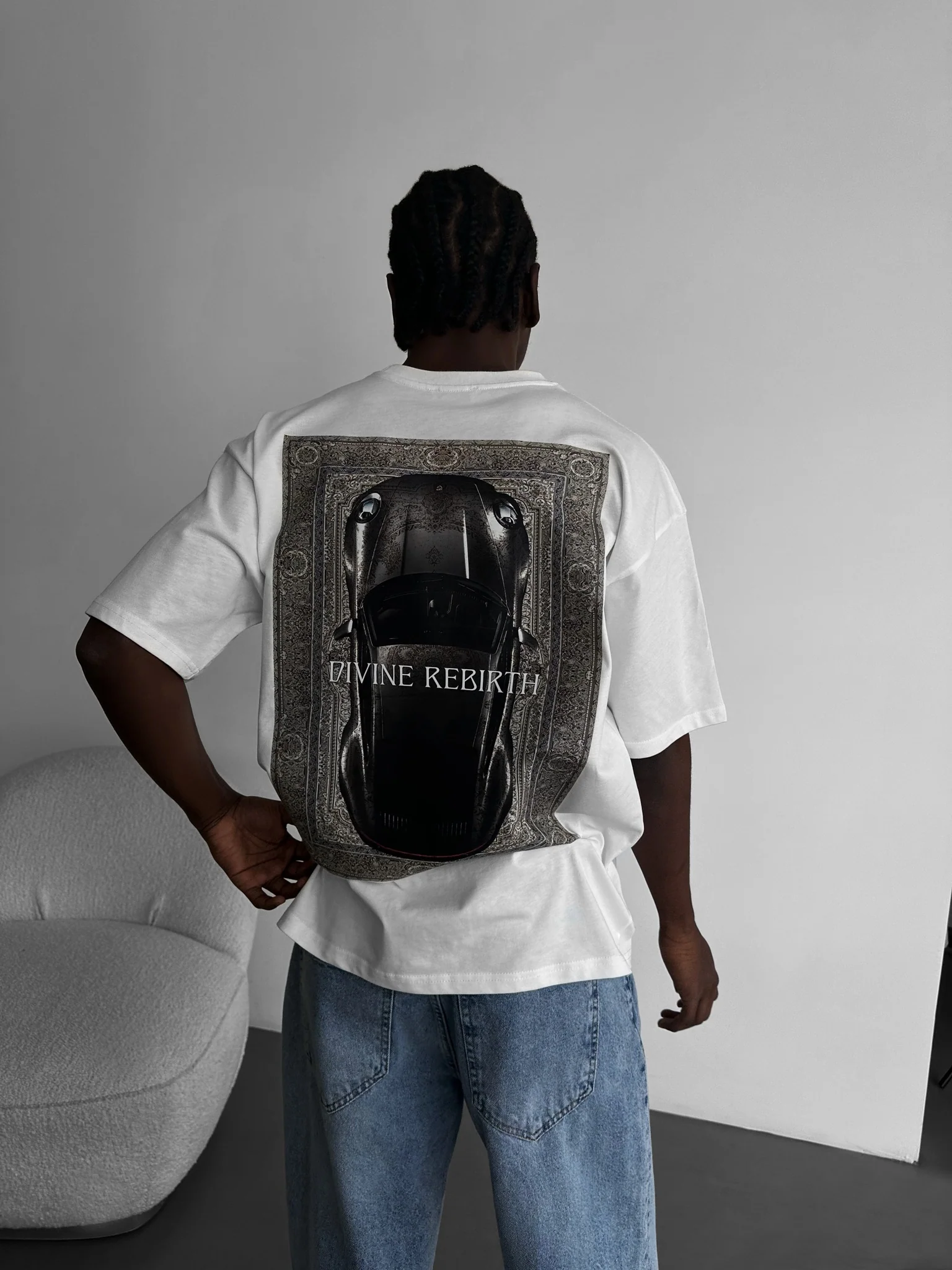 Oversize 'Divine Rebirth' T-Shirt - Ecru