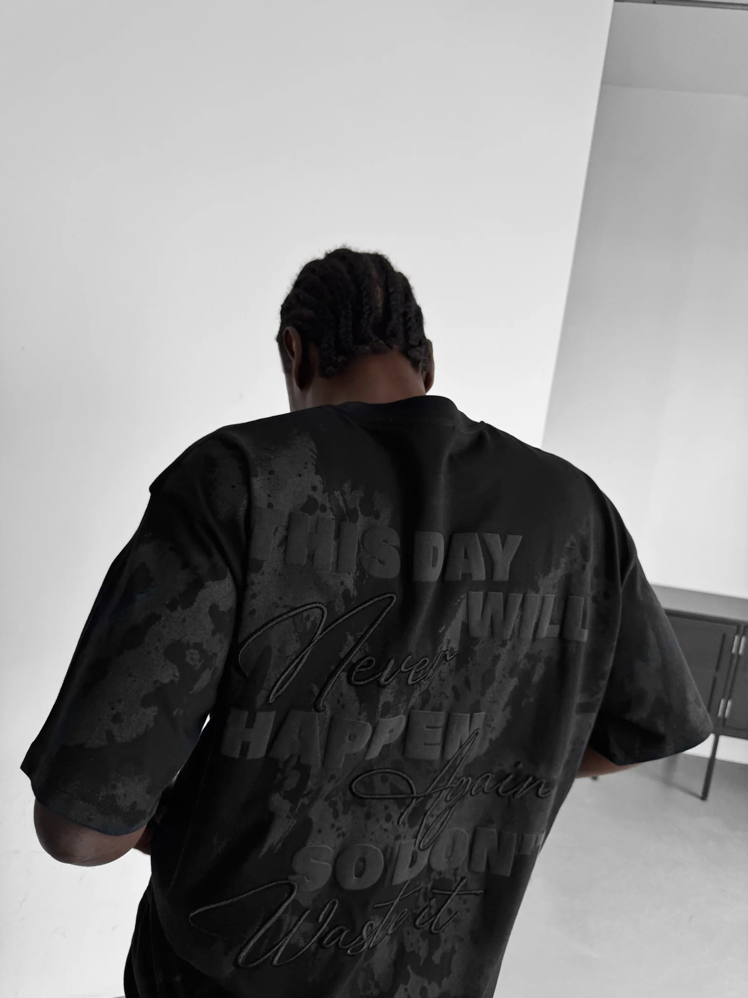 Oversize 'don’t waist it' T-Shirt - Black