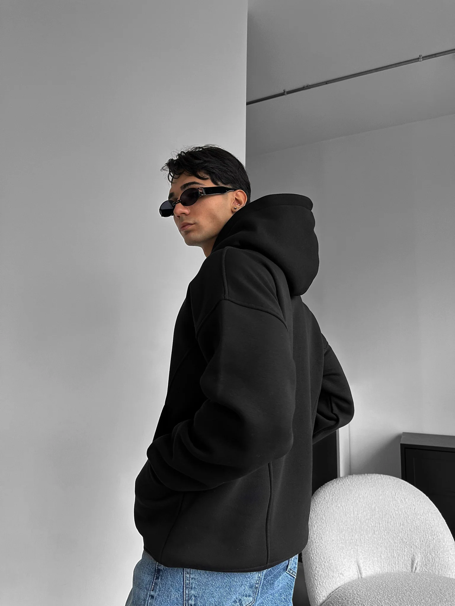 Oversize Get Money Hoodie - Black - Image 3