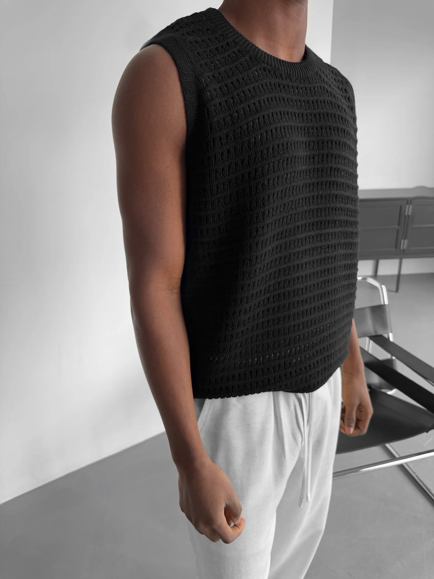 Oversize Grid Tanktop - Black - Image 3