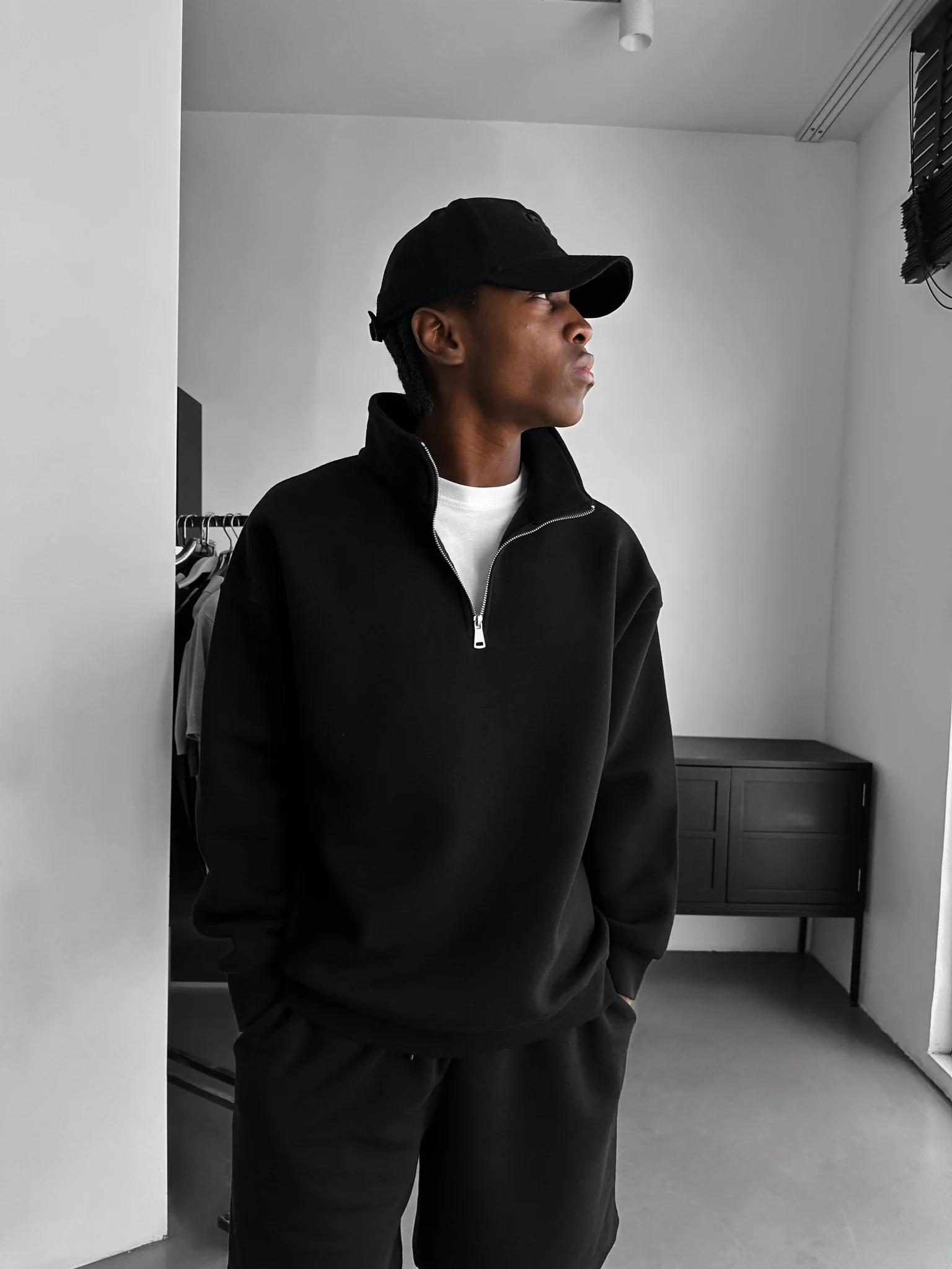 Oversize Half-Zip Polo Sweatshirt - Black - Image 3