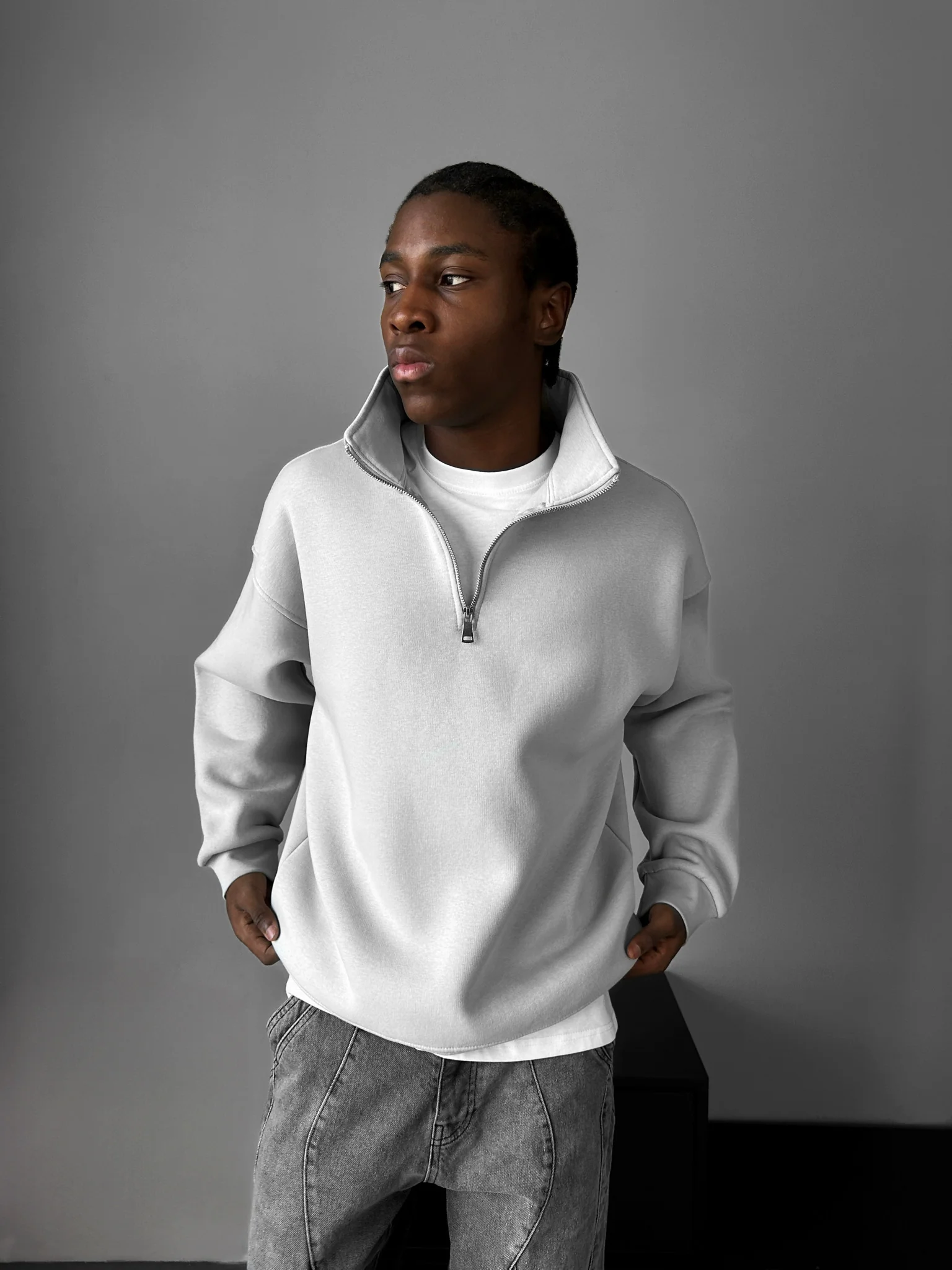 Oversize Half-Zip Polo Sweatshirt - Grey - Image 2
