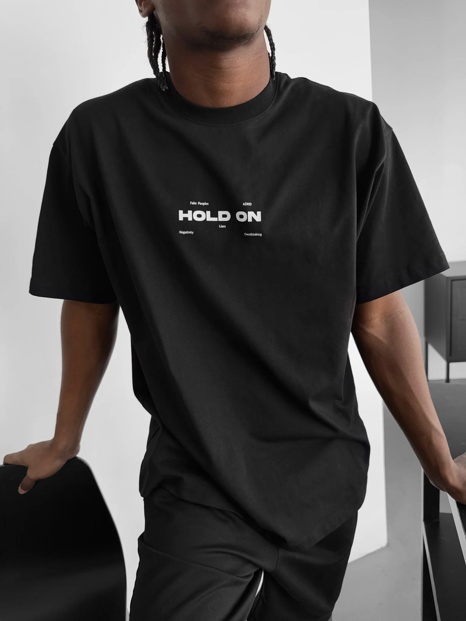 Oversize "Hold On" T-Shirt - Black - Image 2