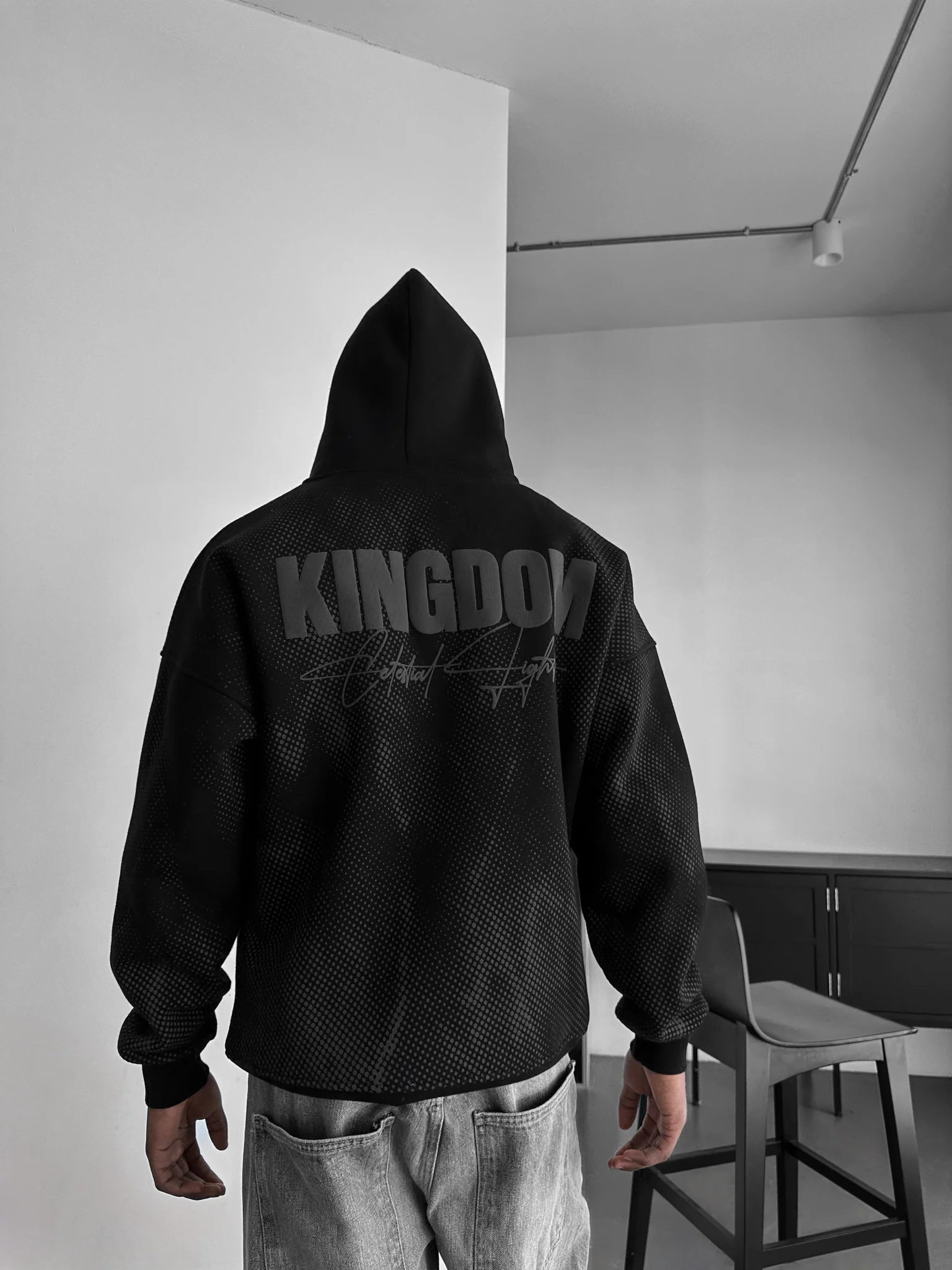Oversize Kingdom Hoodie - Black and Anthracite - Image 4