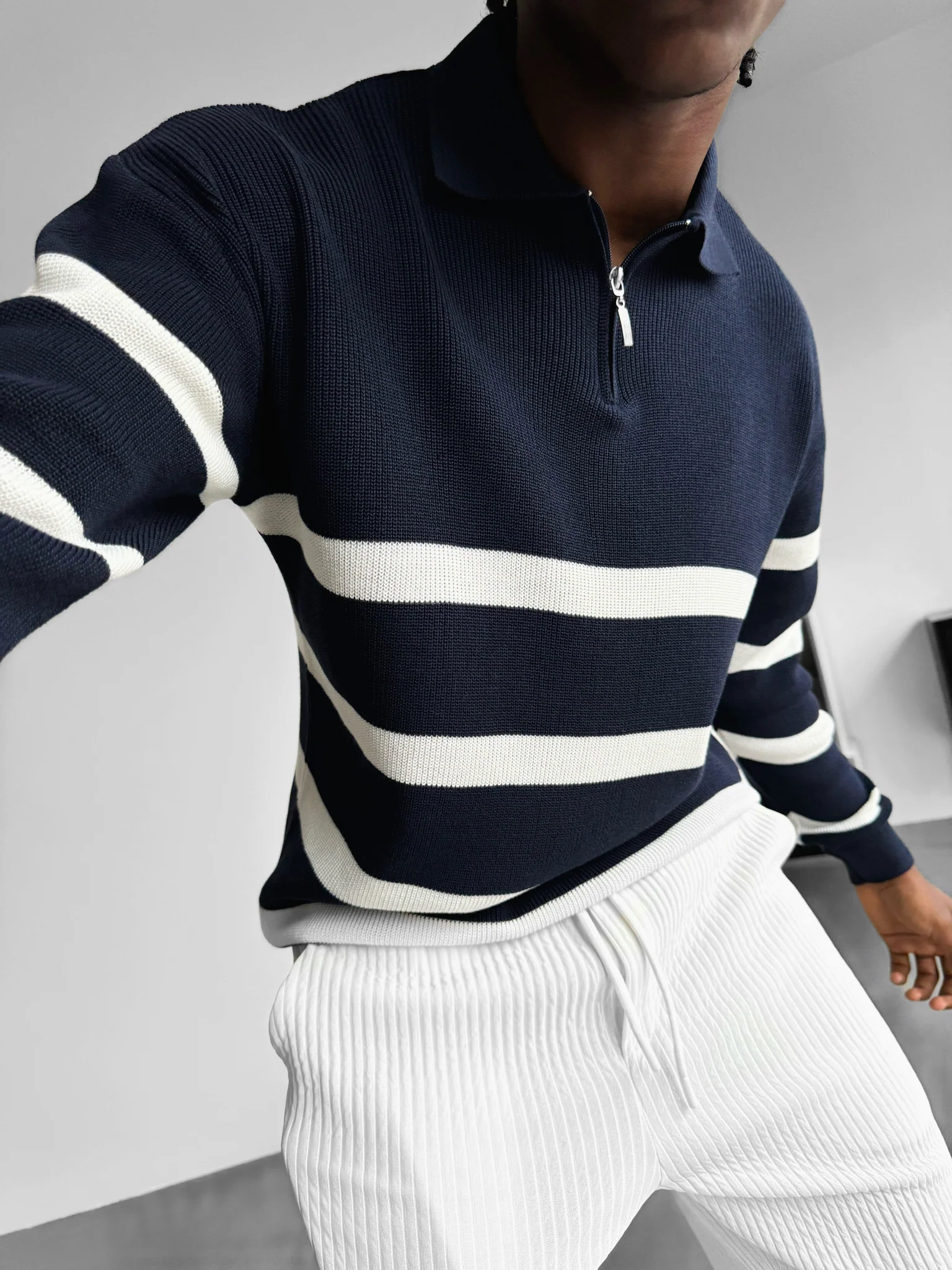 Oversize Knit Crop Polo Sweater - Dark Blue - Image 2