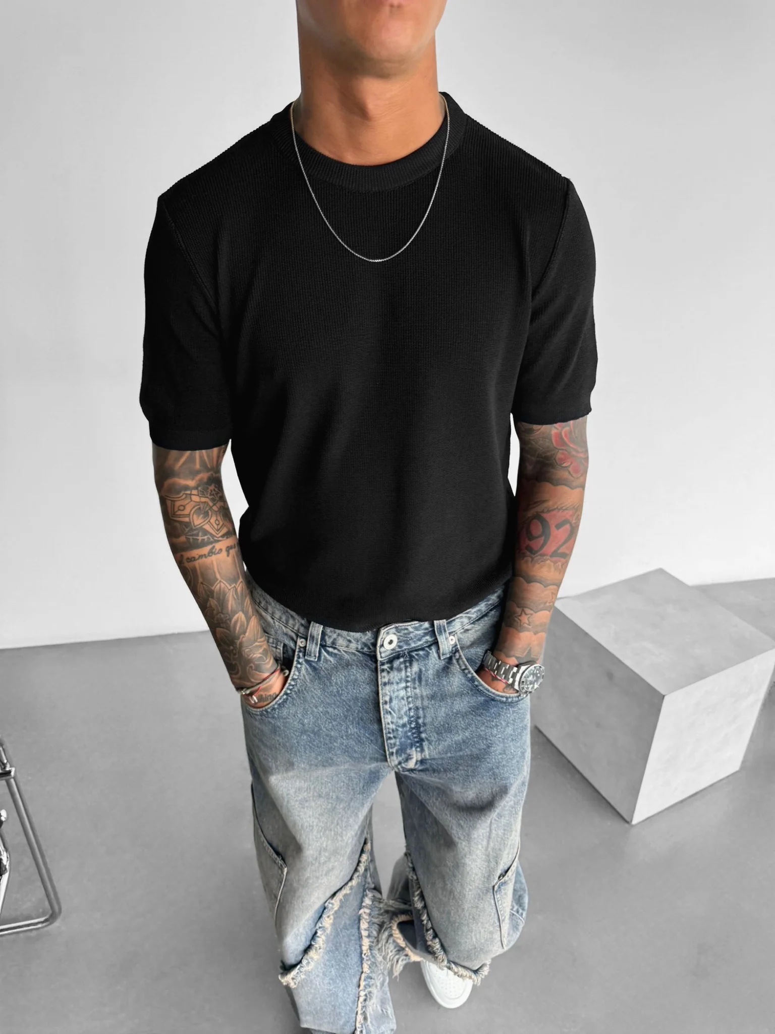 Oversize Knit T-Shirt - Black - Image 5