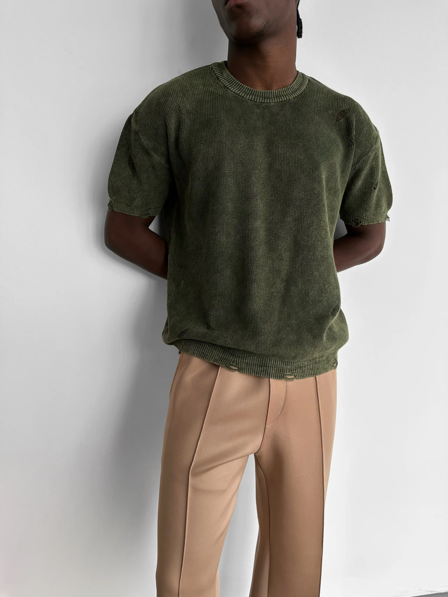 Oversize Knit Torn T-Shirt - Khaki - Image 3