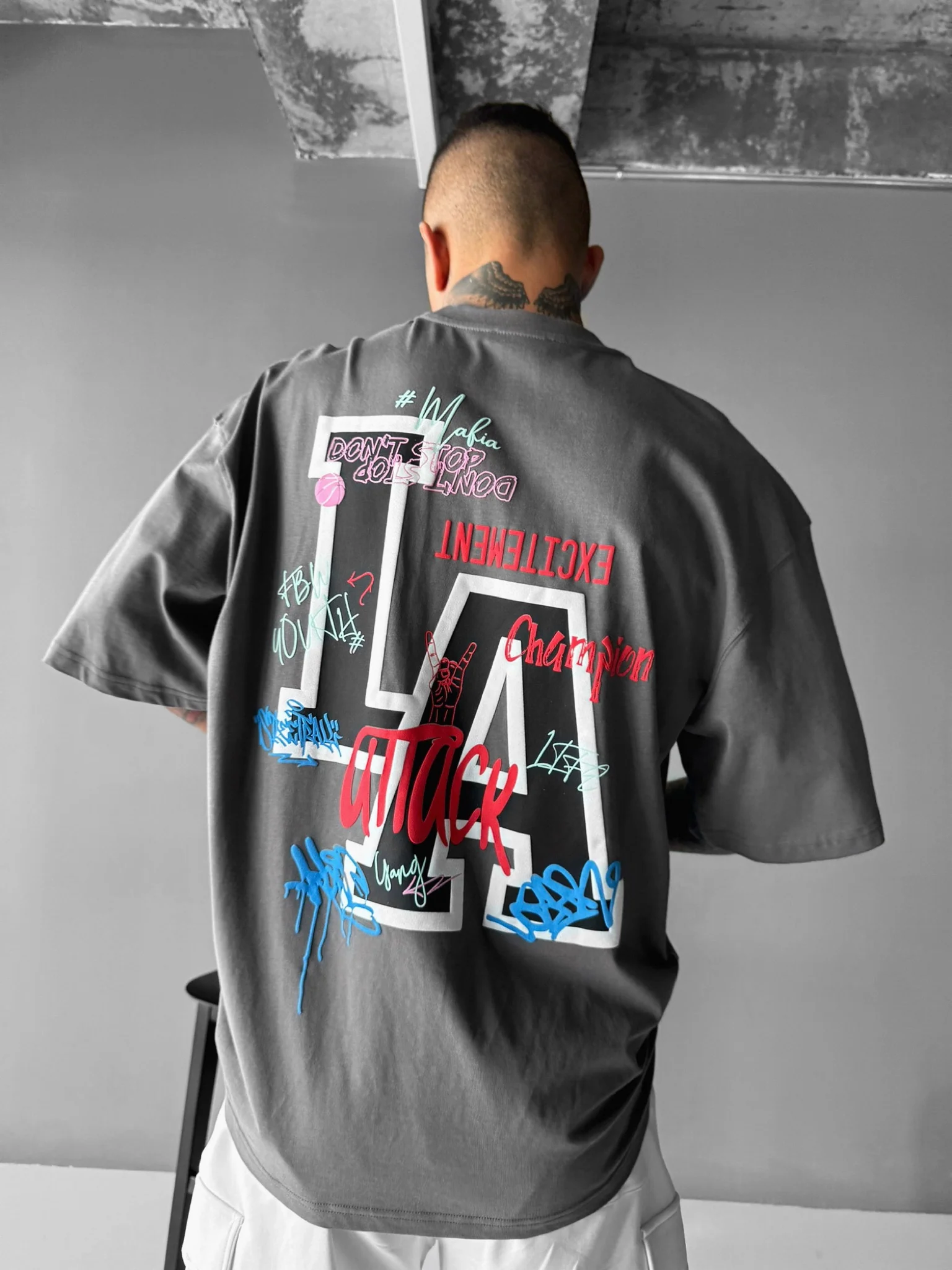 Oversize L.A T-shirt - Anthracite - Image 4