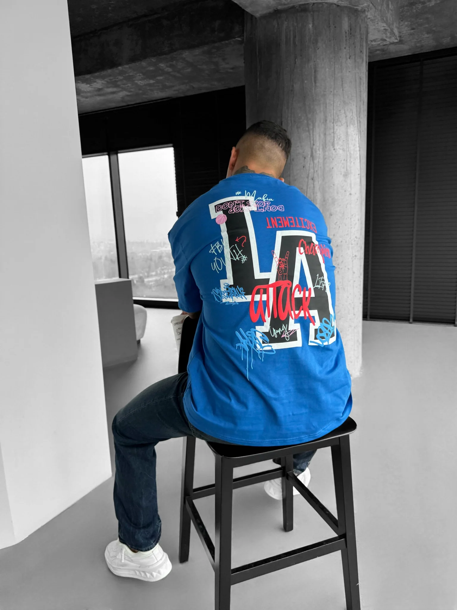 Oversize L.A T-shirt - Saks - Image 4