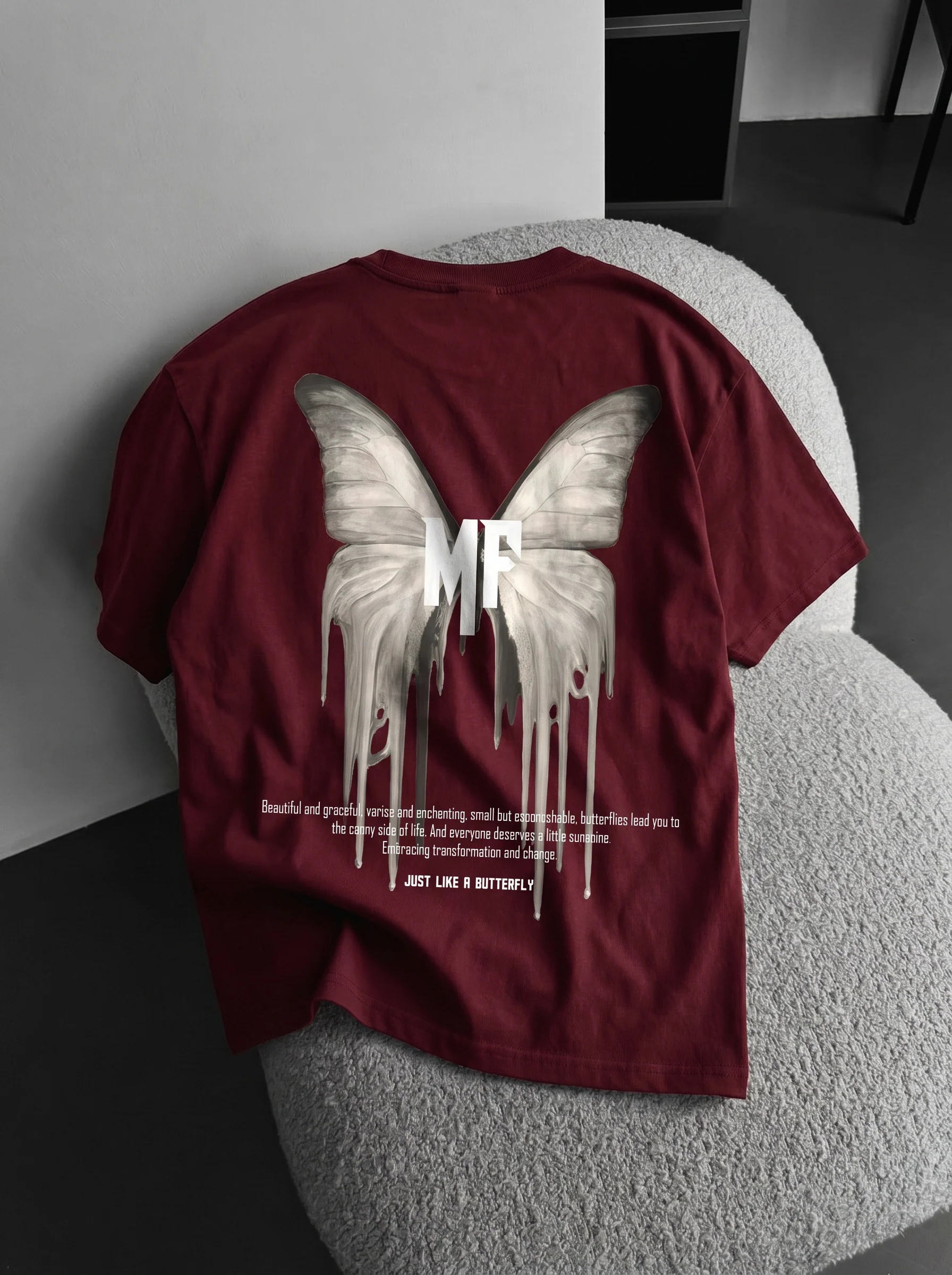 Oversize 'Like a Butterfly' T-Shirt - Port Royale