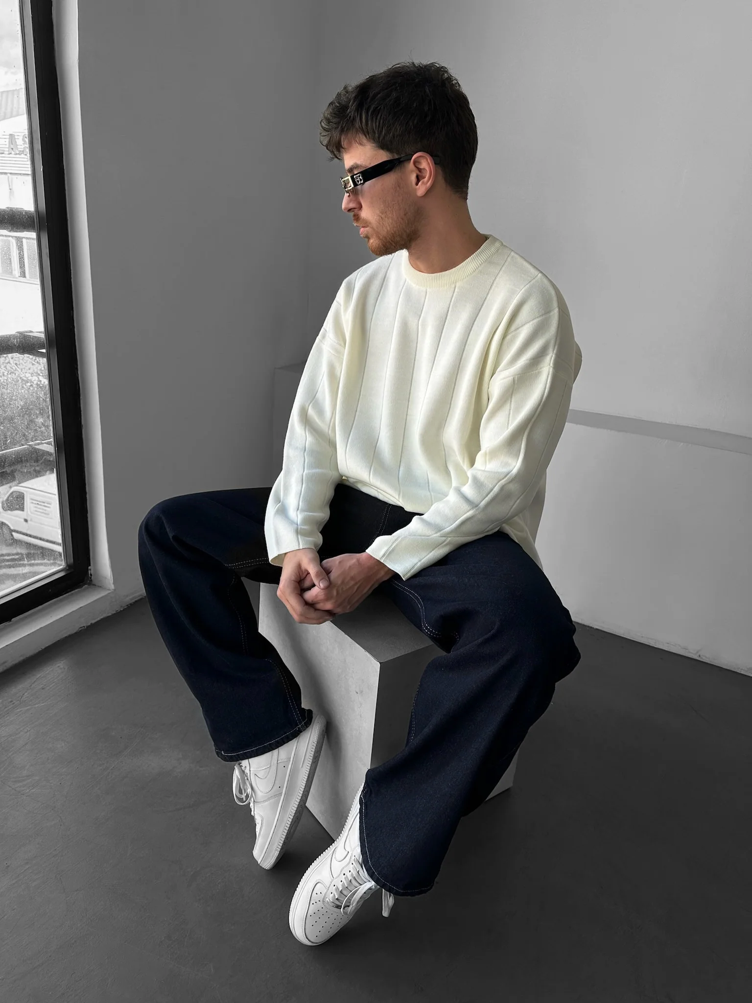 Oversize Lines Knit Sweatshirt - Ecru - Image 2