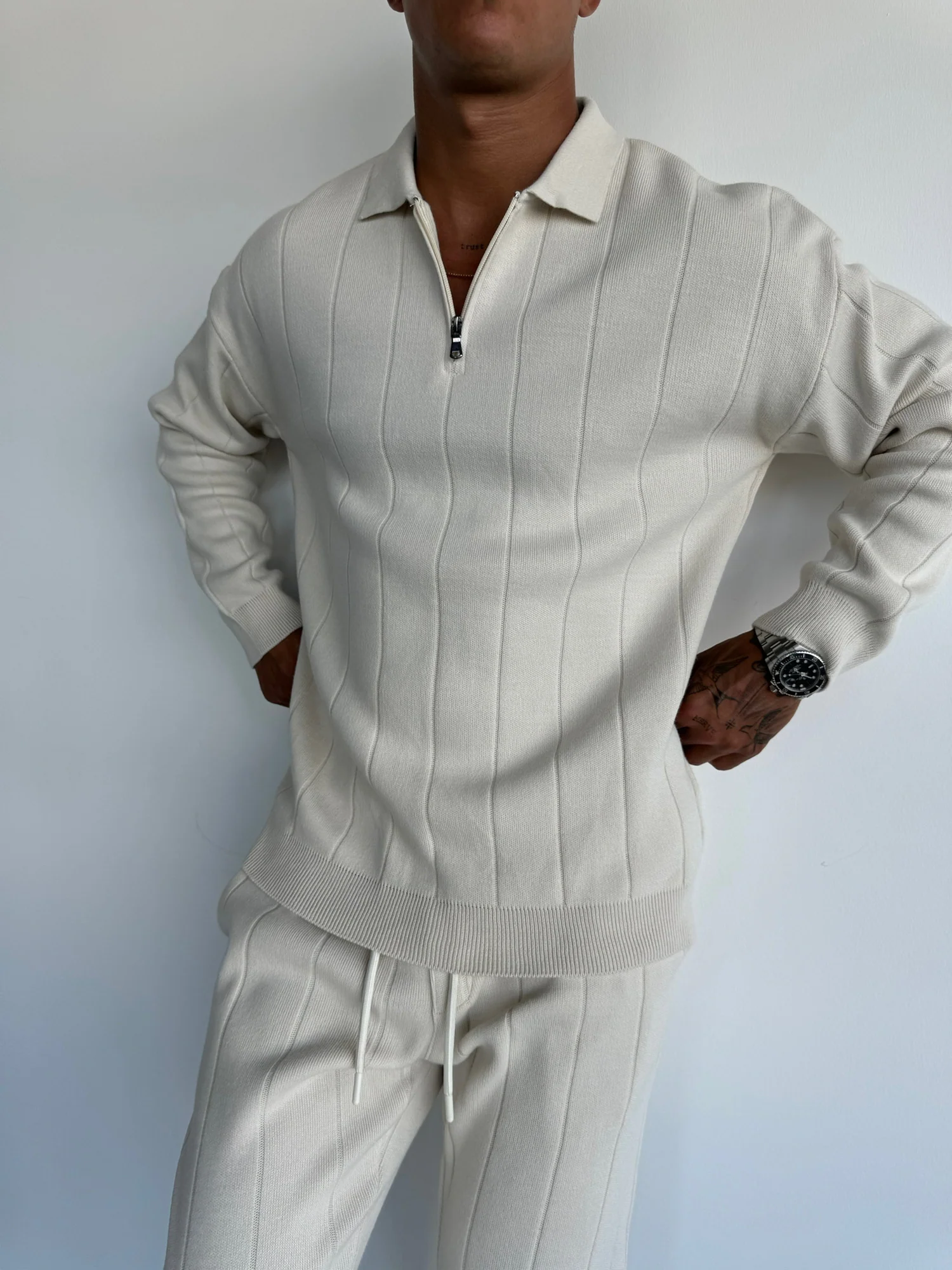 Oversize Lines Knit Zipper Polo Sweatshirt - Stone - Image 5